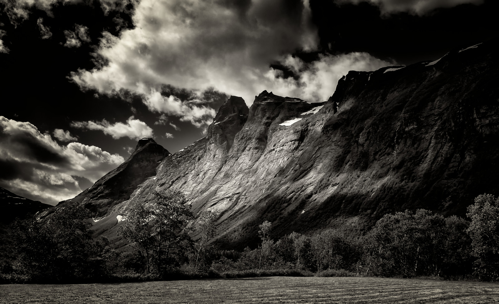 Fondos de pantalla paisaje, montañas, monocromo, mar