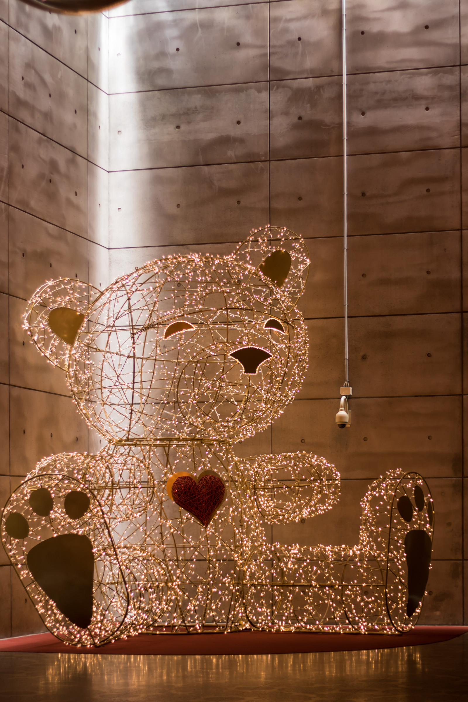 noc, stěna, dřevo, vzor, Vánoce, UMĚNÍ, stanice, Vánoce, osvětlení, července, vlakové nádraží, Triangeln, Medvídek, Nalle, Malmo, t gstation, gatufoto, nightphotography, Natt, design, v noci, exif modelu canoneos760d, geocountry, Kamera aby kánon, geocity, Model fotoaparátu canoneos760d, geostate, geolocation, exif aby kánon, exif isospeed 200, exif focallength 50mm, EXIF ef50mmf18stm čočka, EXIF otvor 20, teddy, bj rn, streetphotography, nattfotografering