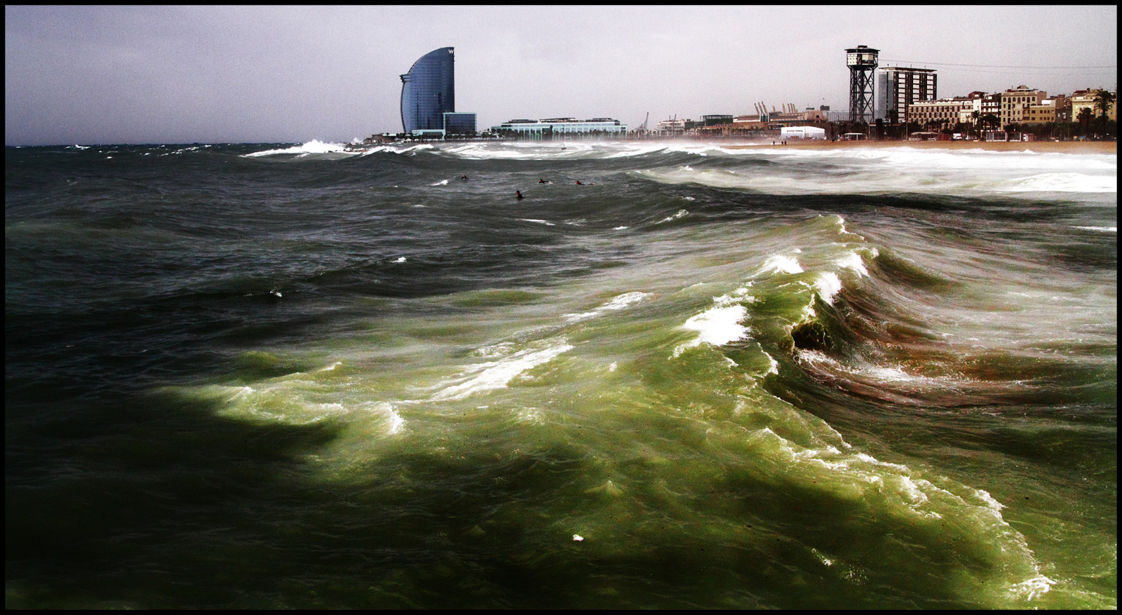 Barcelona, hav, verde, grøn, strand, Mar, agua, Middelhavet, Mediterraneo, Surf, w, playa, Catalonien, Barceloneta, Tormenta, Catalunya, hælde, aigua, Cataluna, Platja, Verd, stormwater, Tempesta, Mediterrani, hotelw, santsebastia, hotelvela, sansebastia, aboco, sailinghotel, vierto