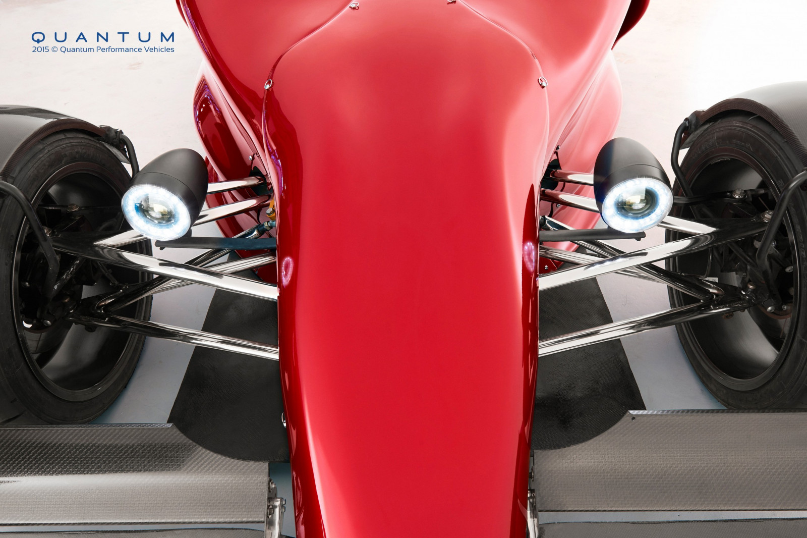 auto, Červené, motocykl, vozidlo, sportovní auto, 2015, netcarshow, netcar, obrázky vozidel, photo auto, kolo, kvantum, GP700, superauto, pozemní vozidla, automobilového designu, automobilový exteriér, automobil make, auto show