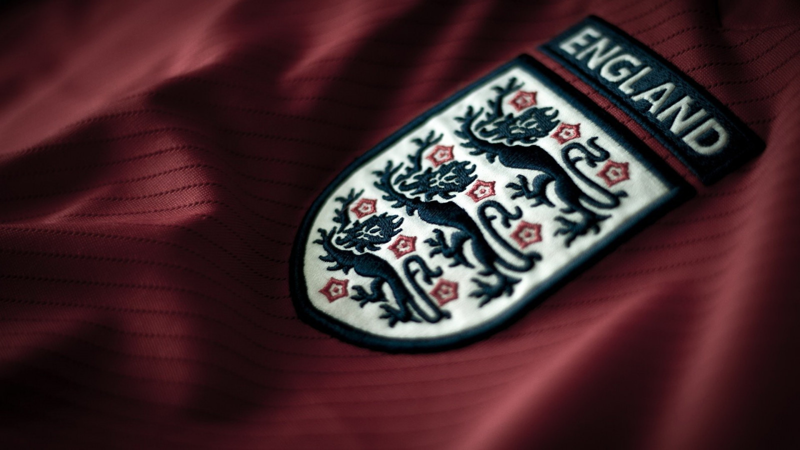 Wallpaper : black, red, England, soccer, sports jerseys, hand, shape