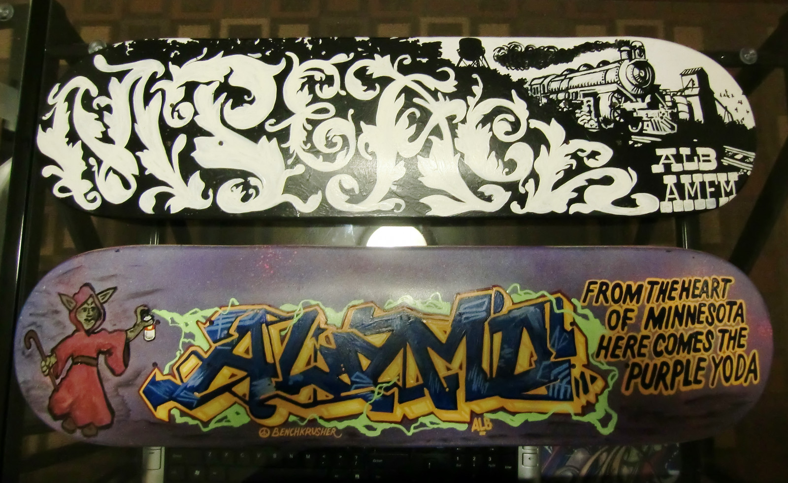 grafiti, skateboard, alb, Alamo, AMFM, obvinit, mpeach