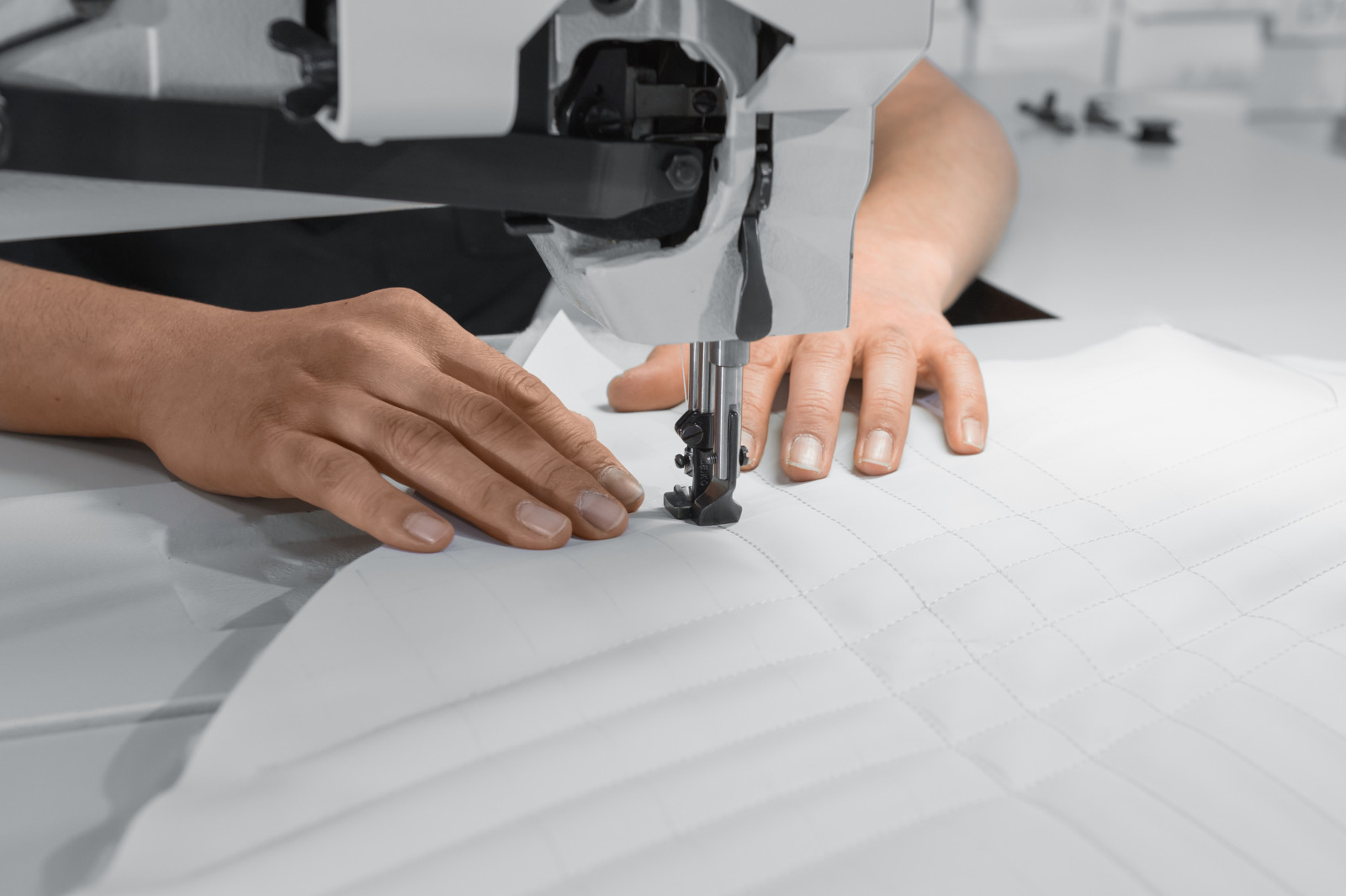 psaní, Infiniti, netcarshow, netcar, obrázky vozidel, photo auto, 2016, Q60 concept, ruka, prst, noha, design, patro, podlaha, dno, paže, Lidské tělo, dokument