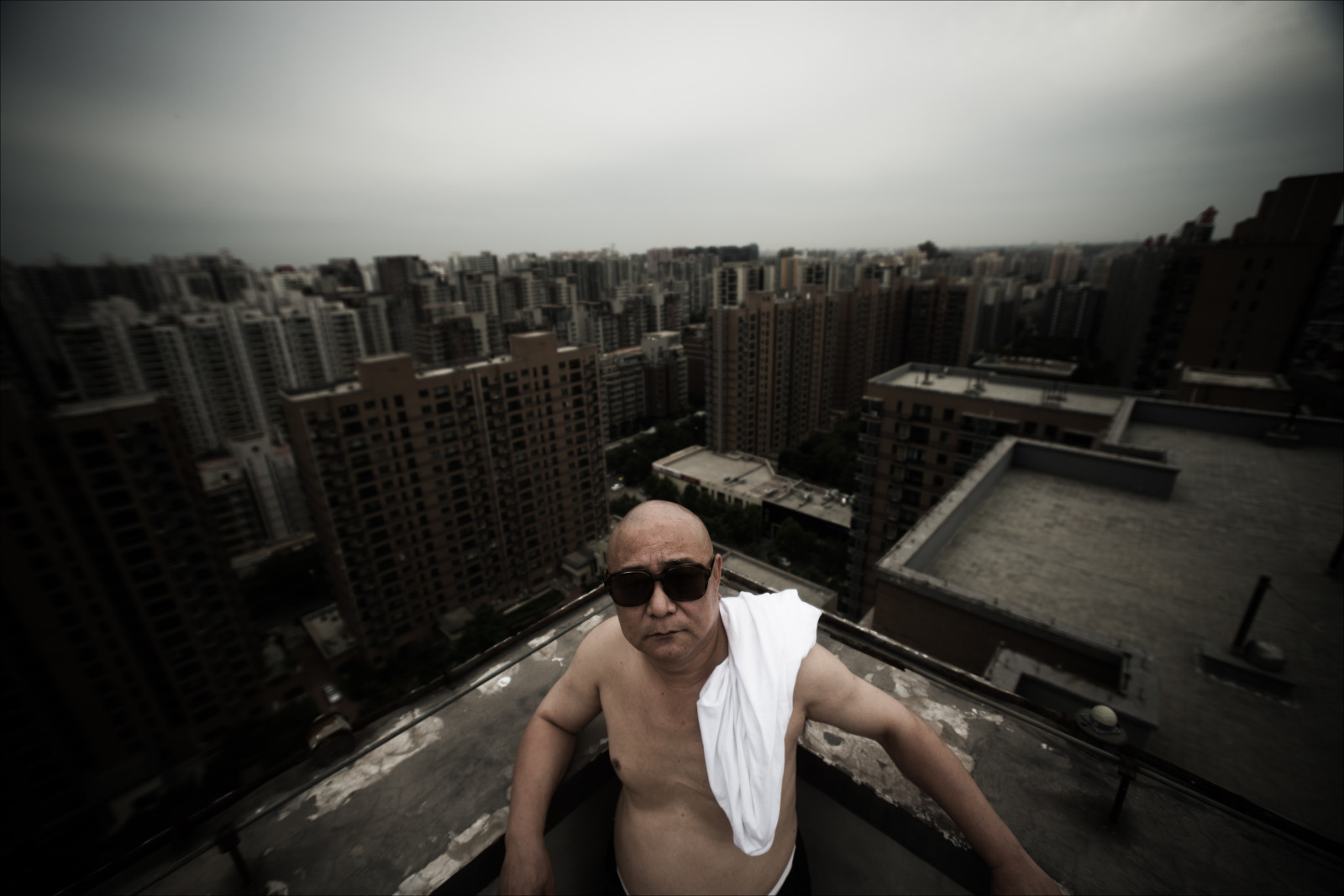 Save9 Wallpaper : China, roof, rooftop, sunglasses, dark, delete2, cool ...