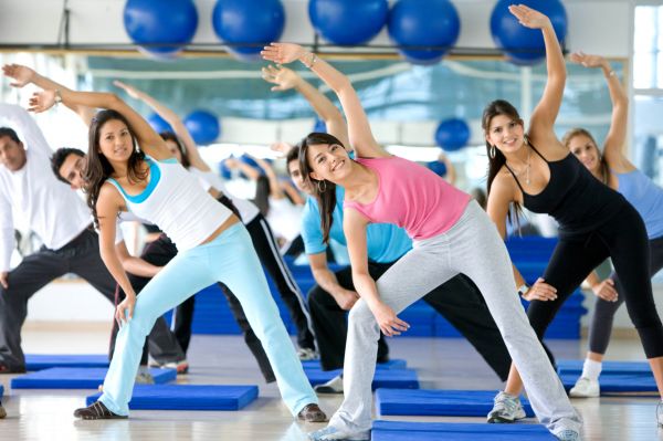 training,exercises,warm up,students,hall