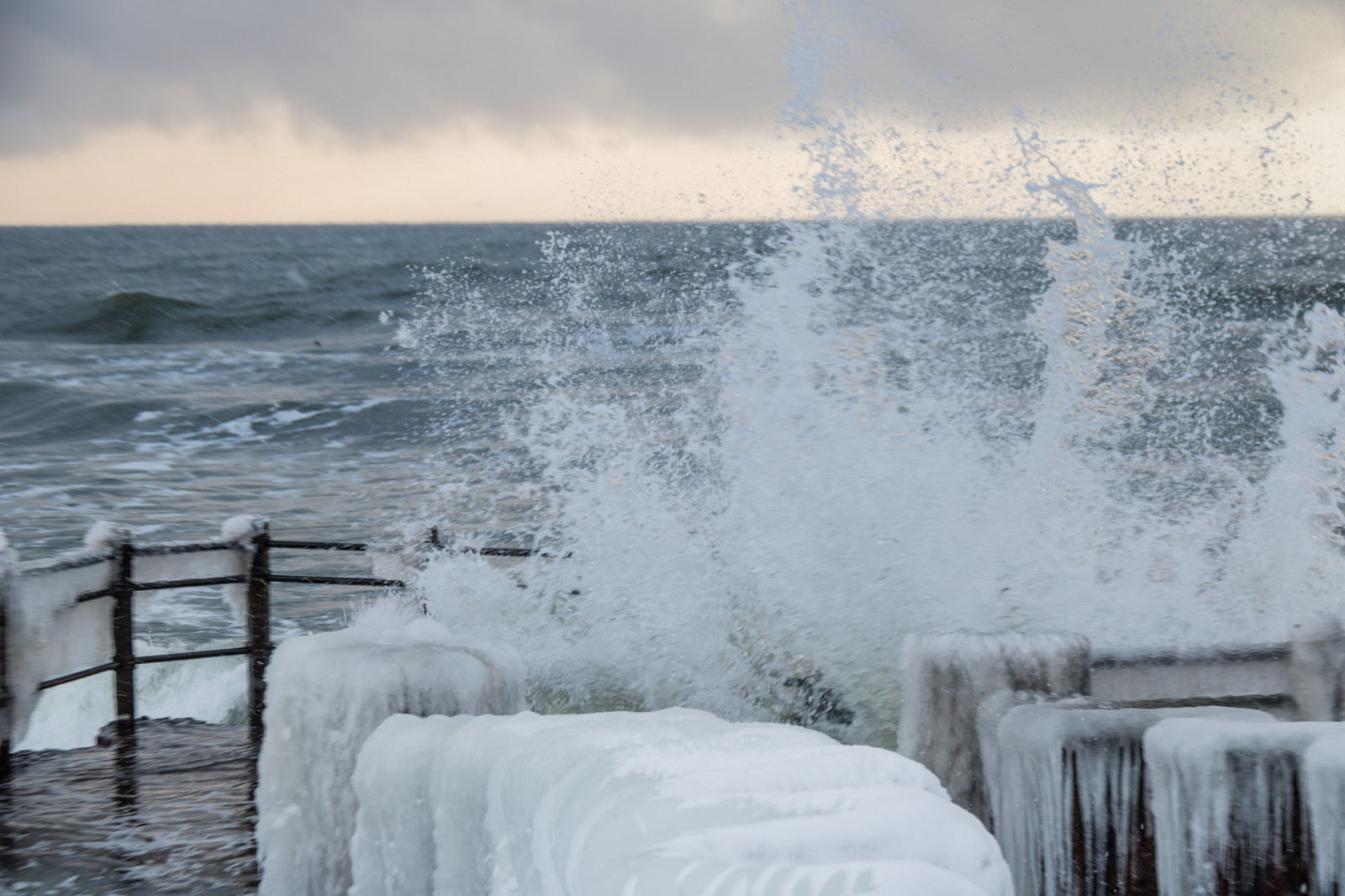 moře, voda, sníh, zima, led, Studený, vítr, zmrazení, počasí, je, sezóna, vlna, sn, vatten, Vinter, hav, stersj n, smygehuk, kallt, vánice, atmosférický jev, mořská vlna, zimní bouře