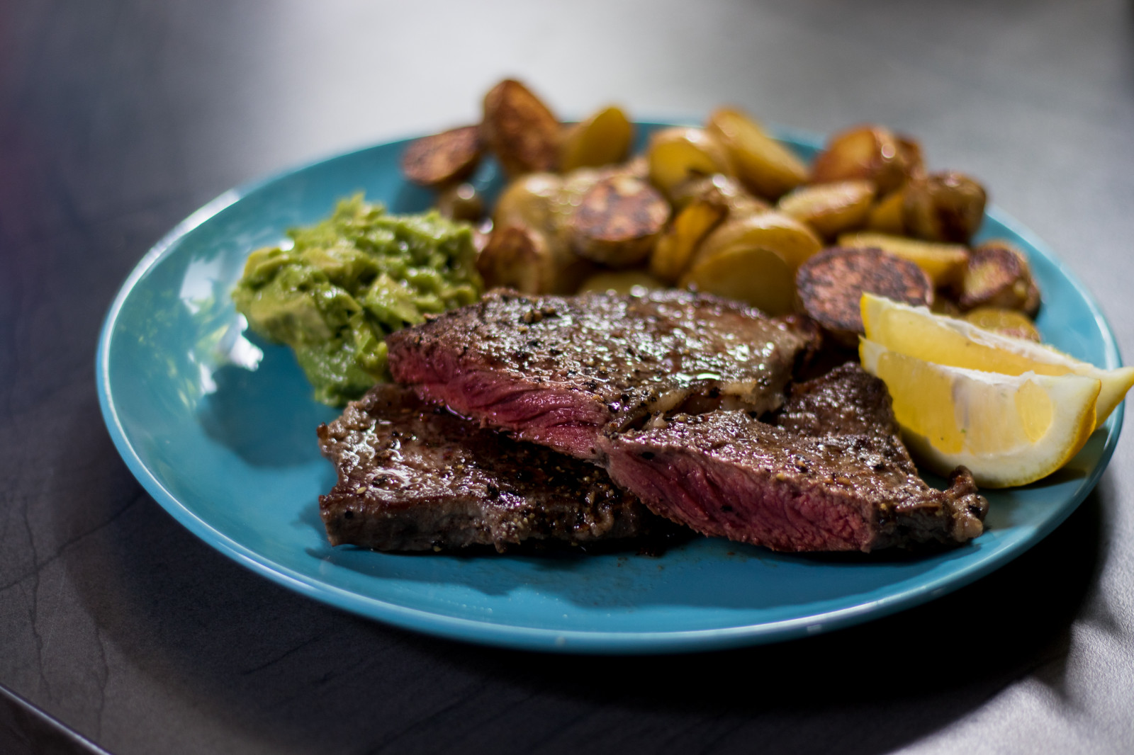 guacamole, hovězí pečeně, steak