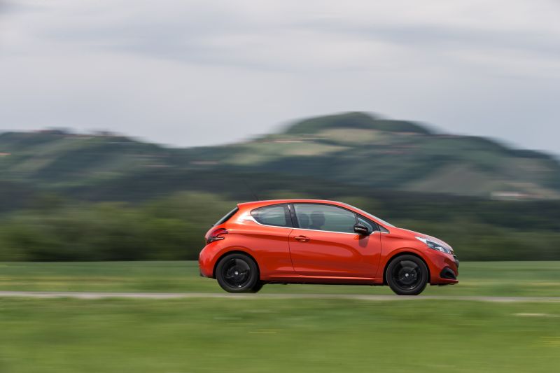auto, vozidlo, peugeot, limuzína, netcarshow, řidičský auto, vozidlo, peugeot, limuzína, netcarshow, řidičský