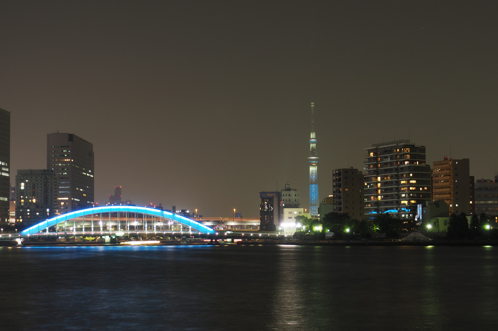 Japonsko, město, panoráma města, noc, architektura, odraz, panoráma, mrakodrap, večer, věž, most, horizont, soumrak, metropole, Tokio, Olympus, jp, Skytree, centrum, osvětlené, osvětlení, 70, mezník, Tokyo Sky Tree, mzuiko, eitaibashi, sumidariver, sumigagawa, OMD, EM5, omdem5, mzuikodigital1250mmf3563, mzuiko1250, em5mark2, omdem5mark2, turntheworldunblue, chuoohashi, urban area, Atmosféra Země, Metropolitní oblast, lidské osídlení, geografický rys, panelový dům