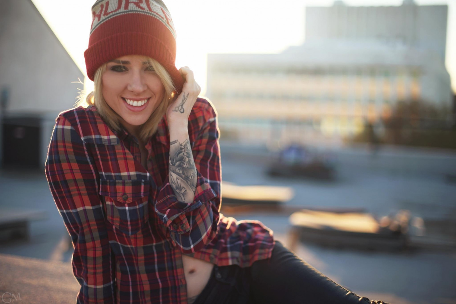 blondýnka, Červené, vzor, móda, přehoz, Osoba, Alysha Nett, oblečení, design, 2048x1365 px, focení