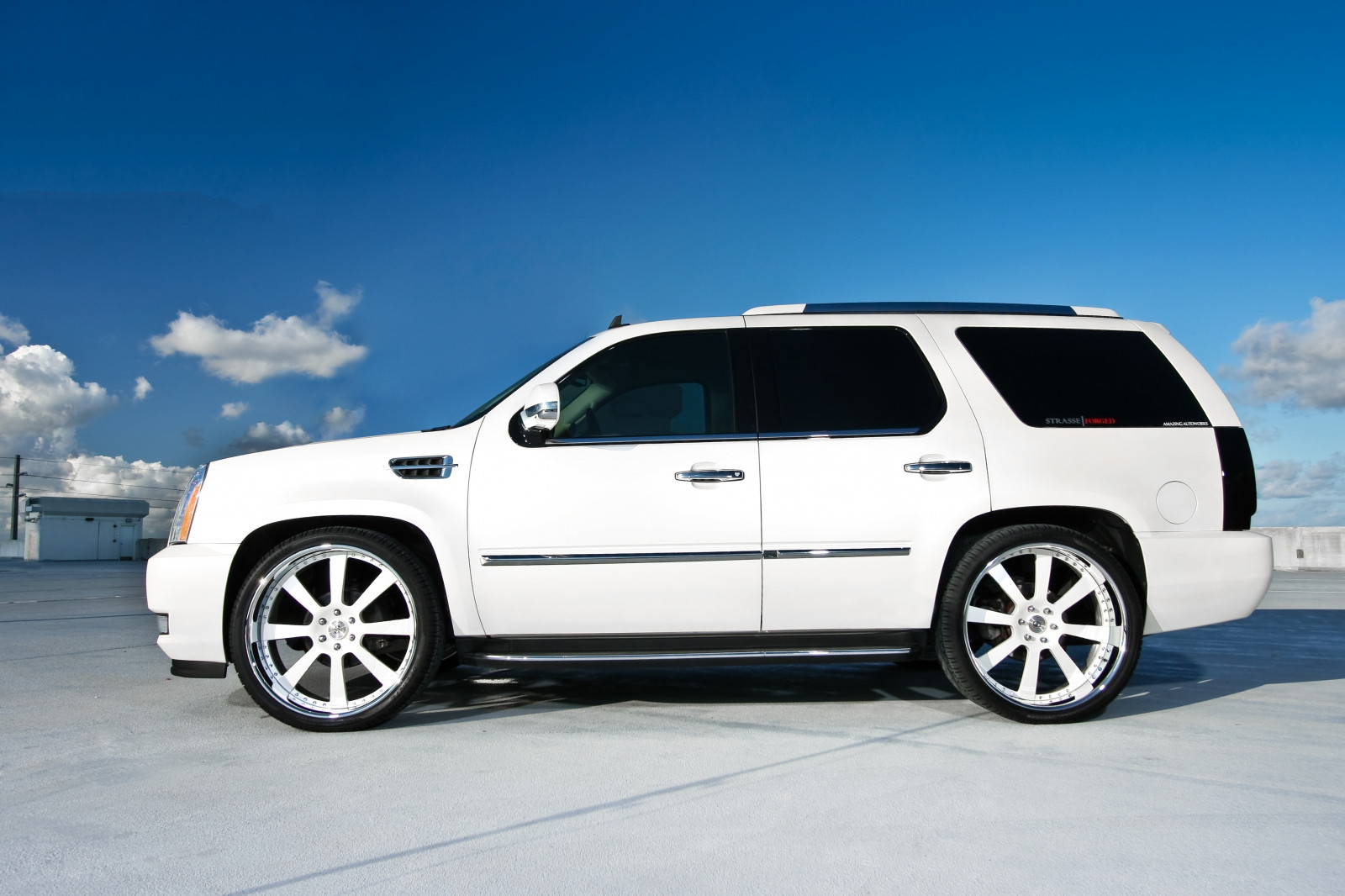Wallpaper Cadillac, escalade, white, wheels, profile, roof, parking