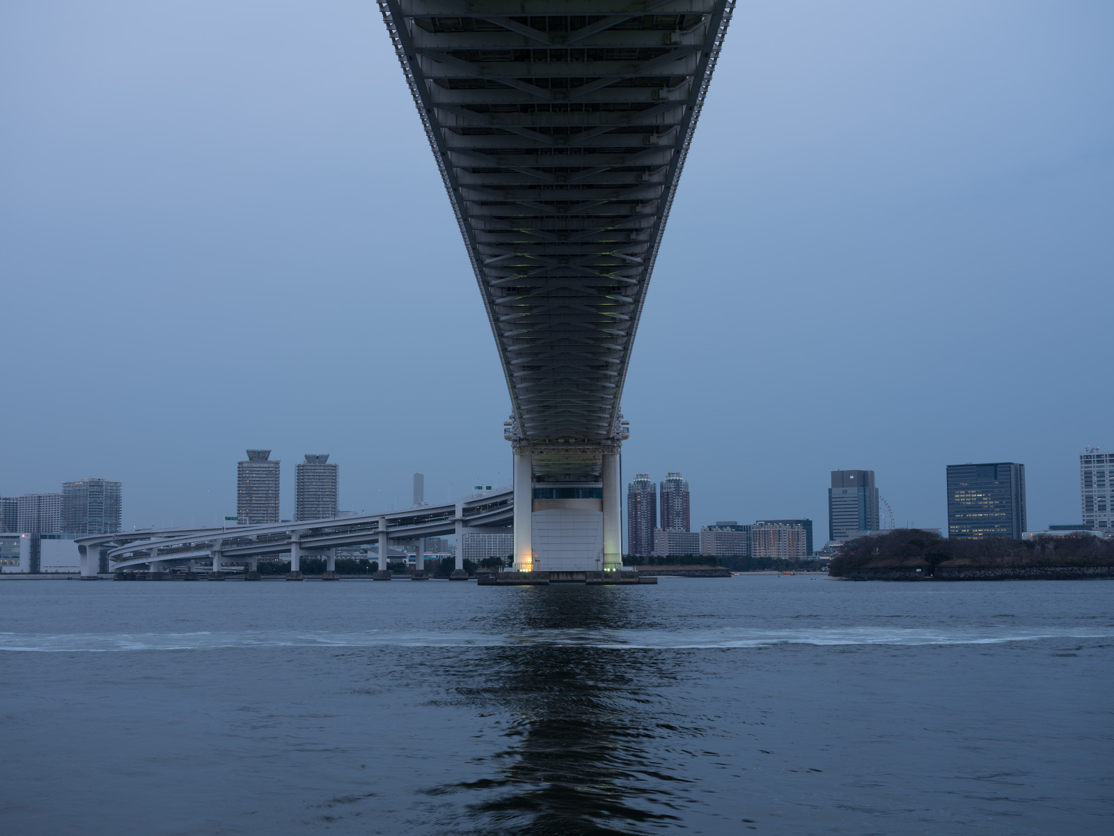 Japonsko, město, panoráma města, architektura, panoráma, mrakodrap, věž, most, Tokio, struktura, Fujifilm, jp, osvětlené, osvětlení, fuji, Fujinon, gf, gf63mm, gf63mmf28rwr, gfx, gfx50s, mezník, duhový most, tokyobay, shibaura, panelový dům