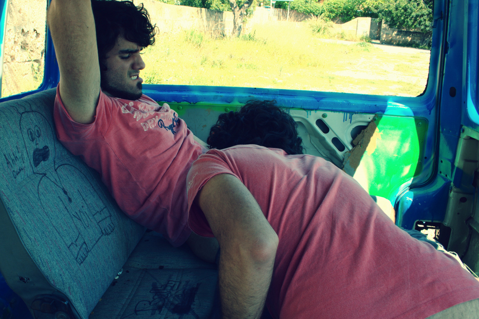 rosso, auto ritratto, auto, rojo, attraversare, azione, sede, clonazione, autoretrato, X, raddoppiare, coche, cloni, lavorazione, sovraesposta, 365, processo, clonato, Bandire, furgoneta, doble, clon, accion, abandonado, abandones, doppleganger, asiento, clonar, sobreexpuesto, fraganti, jiuck, 365 giorni, clons, clonado, 365project, clonando