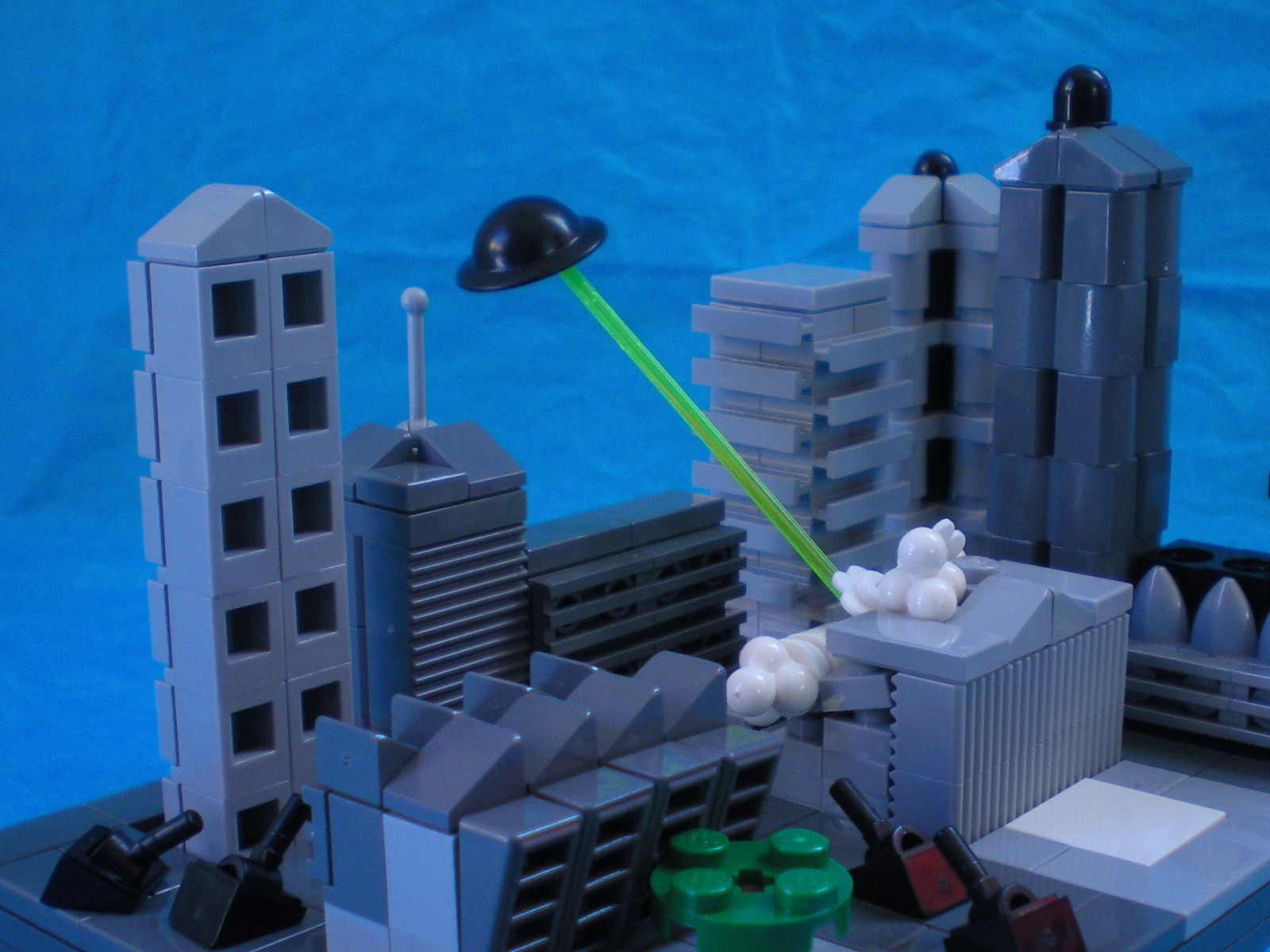 město, budova, válka, kouř, mrakodrap, modrý, LEGO, letící, kosmická loď, exploze, smrt, papír, UFO, Cihlový, paprsek, vitrína, Pozadí, budovy, soutěž, obraz, boj, Microscale, brickarms, panelový dům, produkt, bas, mimozemšťan, podšálek, vstup, nádrže, Brodie, masakr, detruction, gibrick