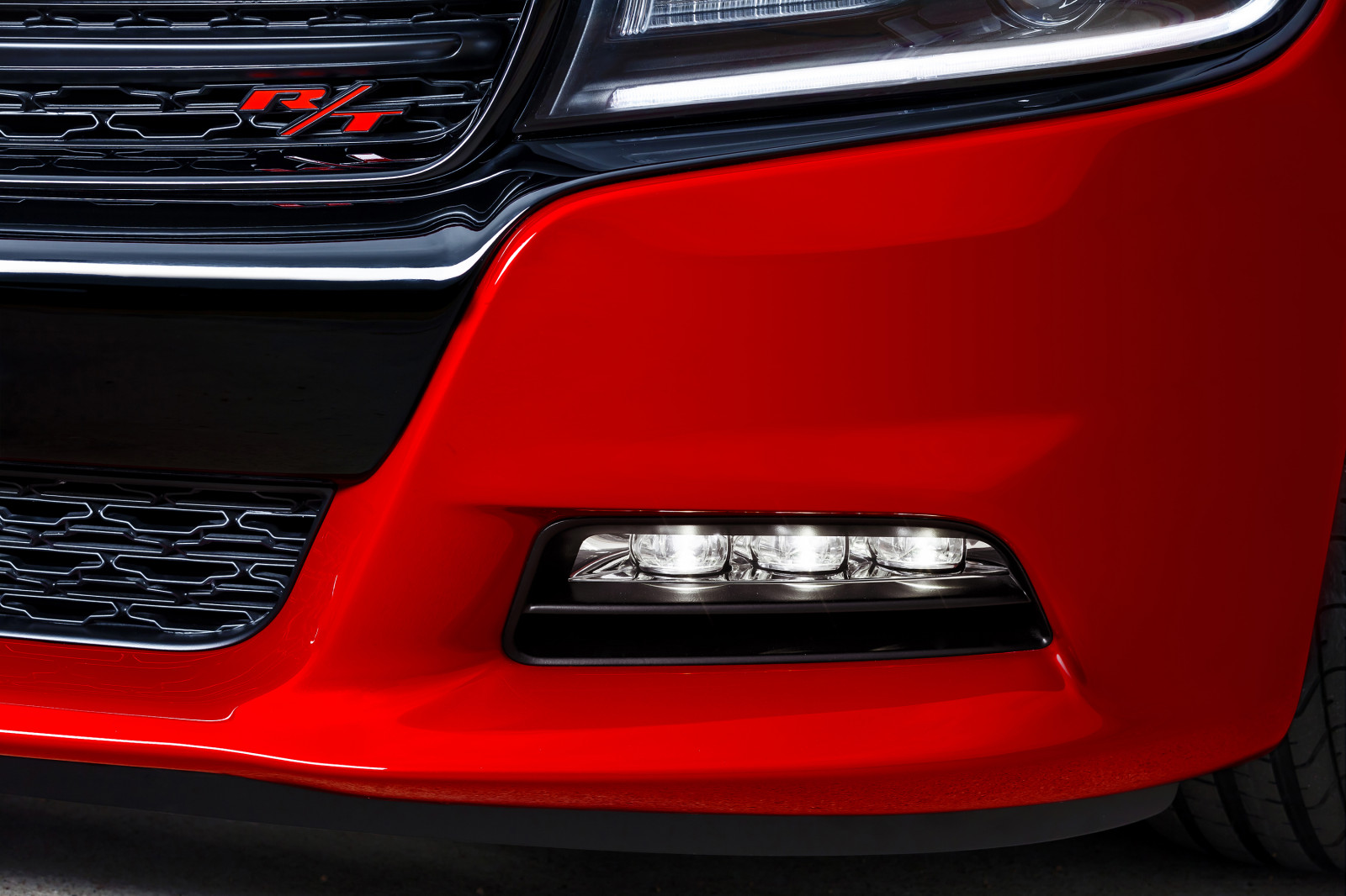 auto, vozidlo, uhnúť, športové autá, nabíjačka, 2015, limuzína, netcarshow, Netcare, obrázky vozidiel, photo auto, koleso, lem, pozemné vozidlá, automobilového dizajnu, automobilový exteriér, automobil make, koncept vozidla, luxusný automobil, nárazník, výkonné auto, športové úžitkové vozidlo, mriežka, auto show