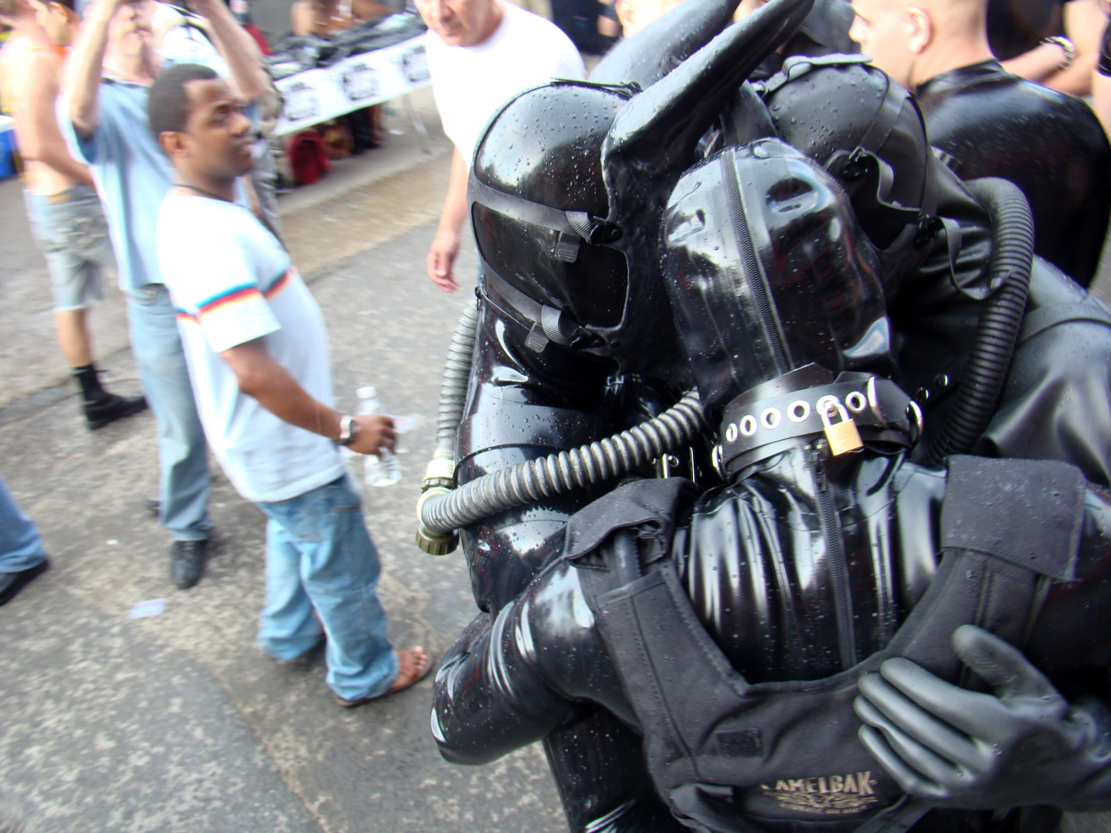 ยานยนต์, ยานพาหนะ, รถ, อุปกรณ์ป้องกันส่วนบุคคล, หมวกนิรภัย, ยางรถยนต์, หมวก, อะไหล่รถยนต์, ยาง, รถจักรยานยนต์