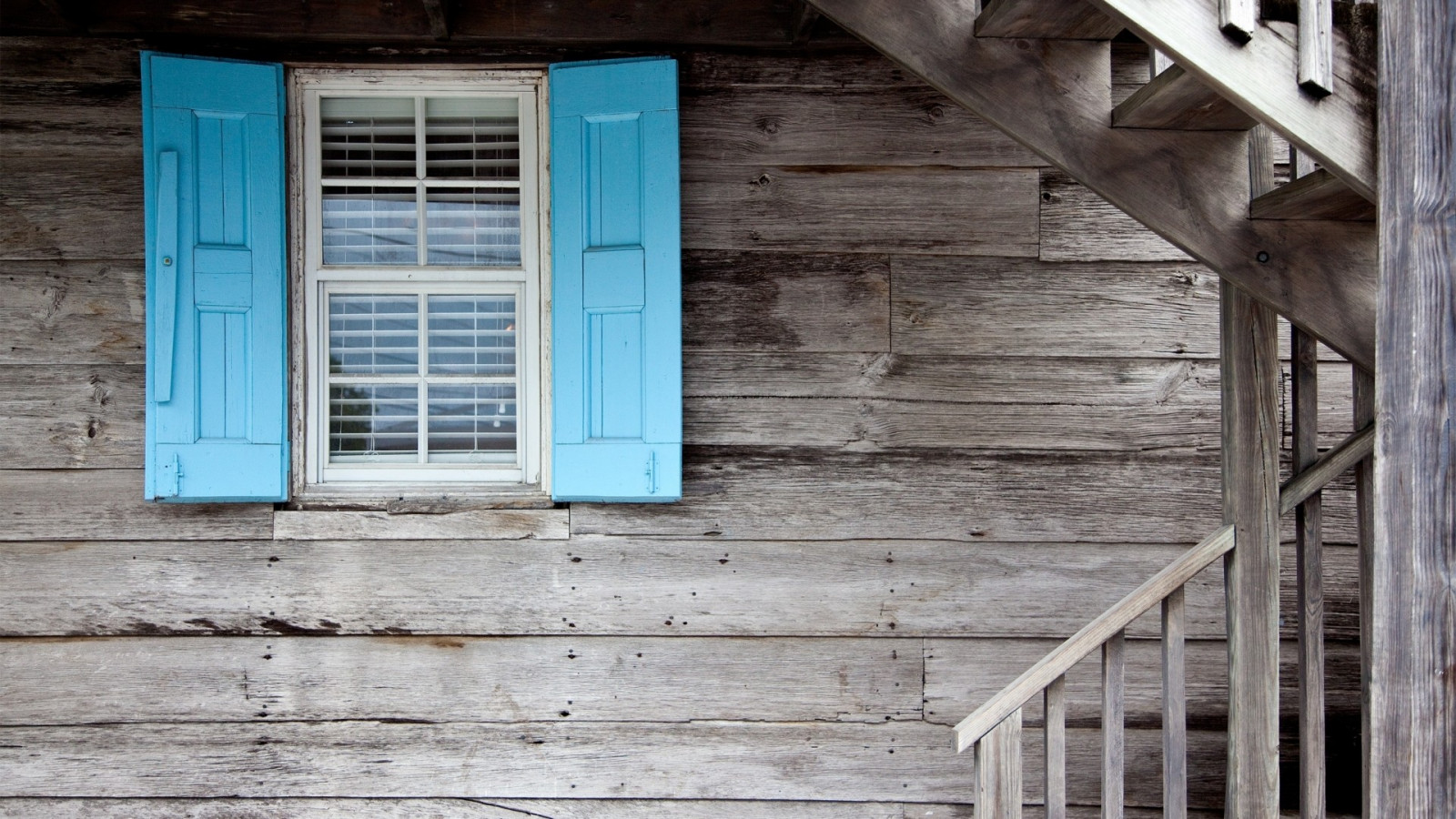 blanco, ventana, arquitectura, Superficie de madera, pared, madera, Colorante selectivo, casa, azul, vaso, textura, Tablones, puerta, escalera, color, casa, fachada, área urbana