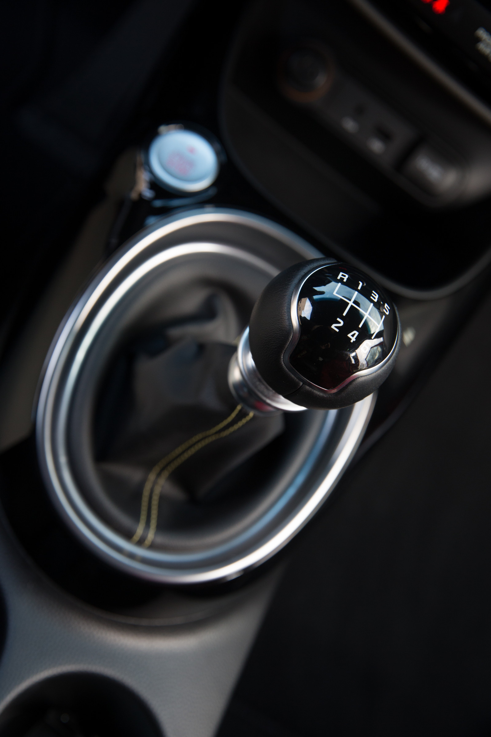 Černá, auto, vozidlo, sportovní auto, 2015, řidičský, volant, Kia, netcarshow, netcar, obrázky vozidel, photo auto, světlo, Duše Europe version, kolo, superauto, pozemní vozidla, automobilového designu, automobilový exteriér, automobil make, rodinný vůz, řízení part, řadicí páka