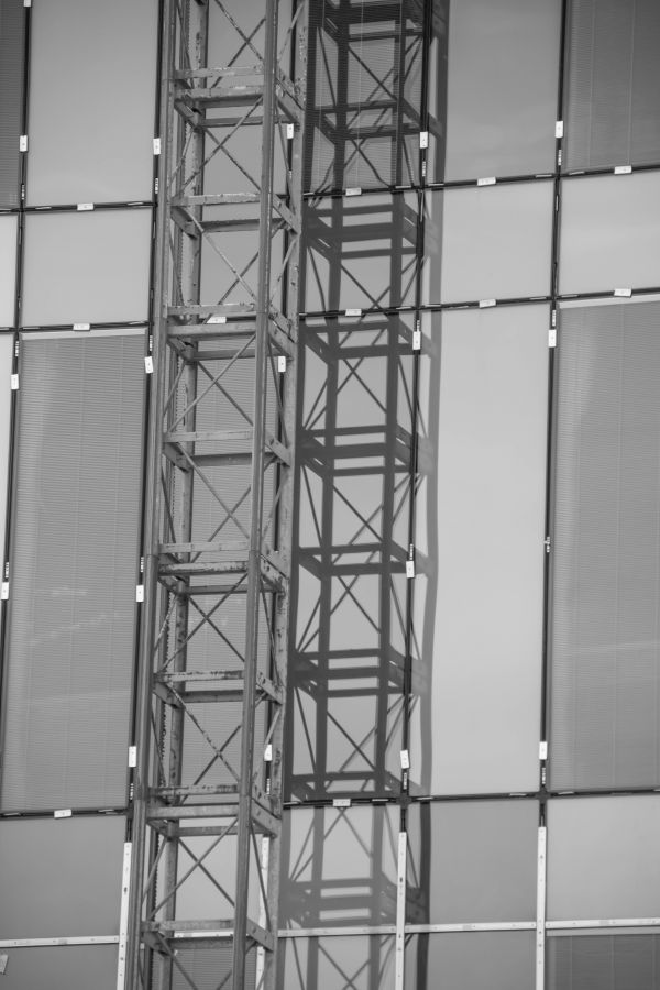 white,black,monochrome,architecture,building,wall