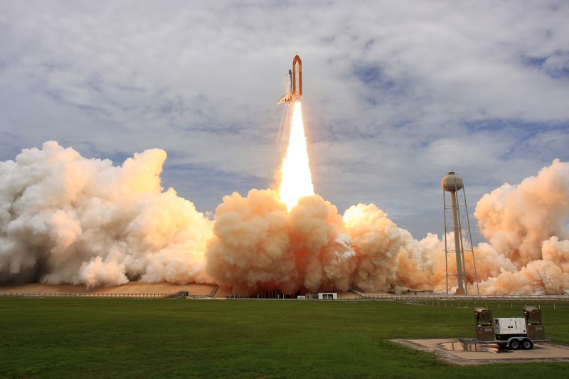 avaruussukkula,raketti,taivas,Avaruuslentokone,ohjus,pilvi