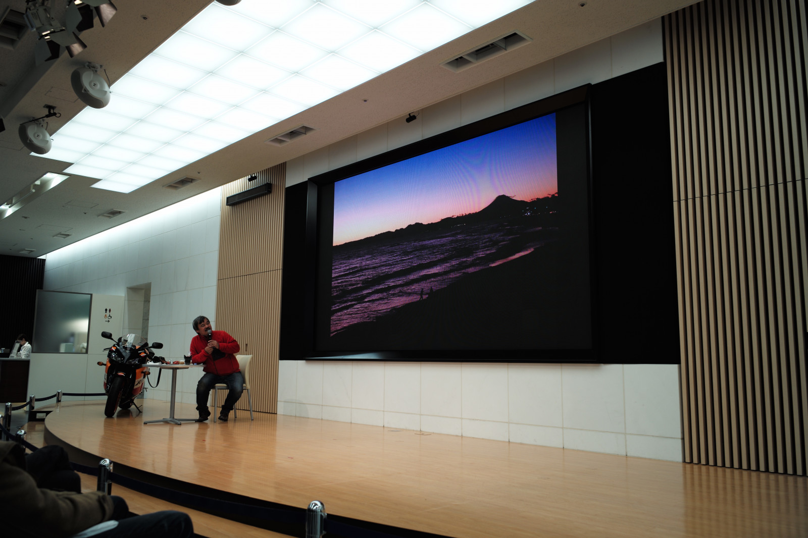 Honda, Vzhled interiéru, Leica, Tokio, M, design, typ240, Aoyama, ELMARIT, elmarit12828, 44ko44or44oe44oq44o8coodia, talkshow, Aihara, masaakiaihara, turistická atrakce, Žaluzie okna, zobrazovací jednotka, galerie umění