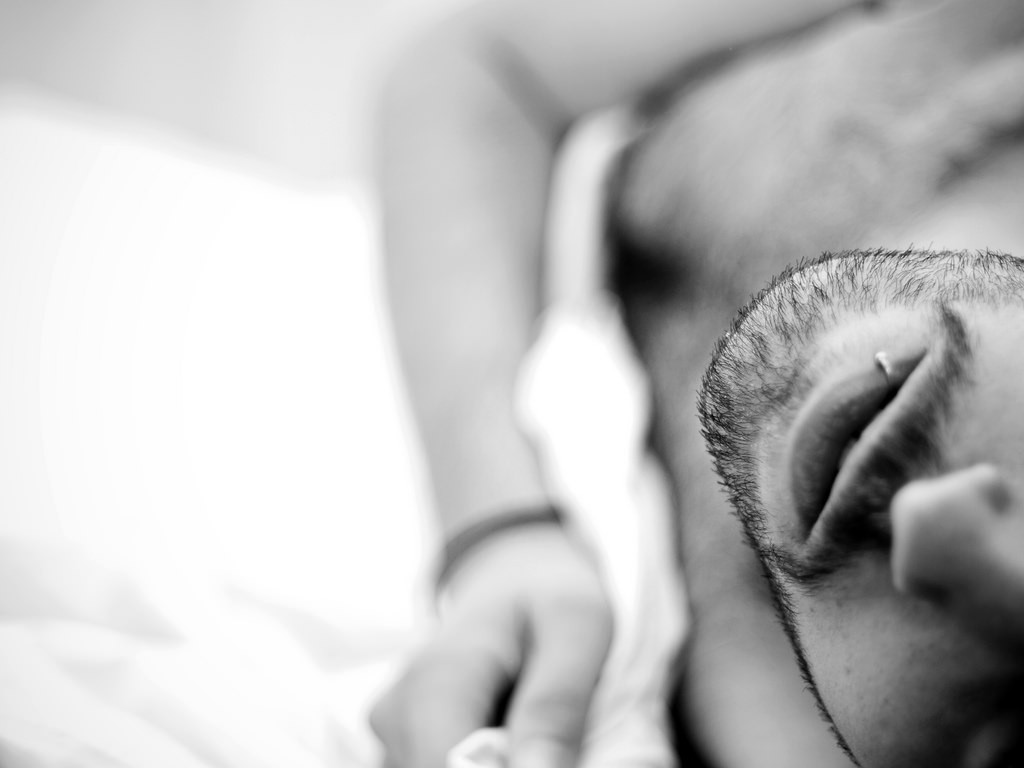 tvář, Černá, černobílý, portrét, fotografování, pronikavý, pusa, nos, emoce, Osoba, kůže, Olympus, kloub, Boca, chlapec, dítě, dívka, tělesné, usměj se, oko, muž, ruka, sexy, černoch, člověk, prst, fotografie, Na výšku, ret, krk, blanco, paže, desenfoque, 100mm, desnudo, tvář, brada, chico, Barba, E520, Černý a bílý, monochromatické fotografování, portrétní fotografie, ucho, orgán, zblízka, řasa, nemluvně, čelo, bigote, labio, Sabanas