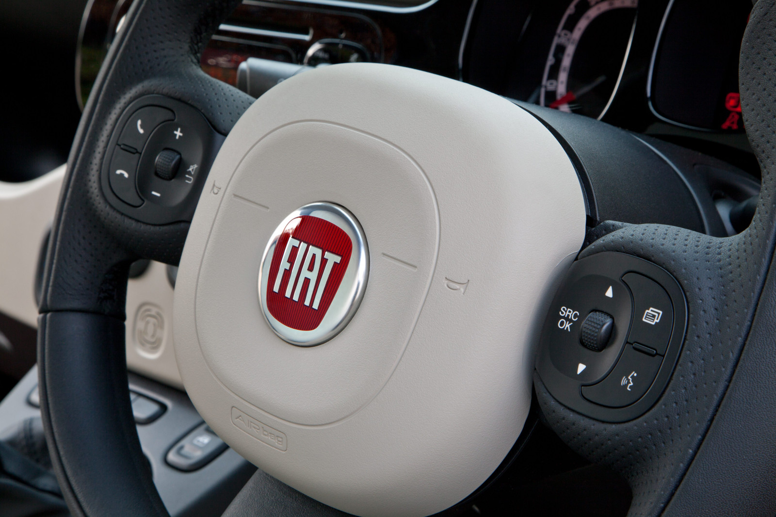 bil, køretøj, rat, fiat 500, FIAT, netcarshow, netcar, bil billeder, bil foto, 2014, Panda britiske version, hjul, jord køretøj, automotive exterior, bil make, luksus køretøj, familie bil, kompakt bil, udøvende bil, bybil, sport utility køretøj, styretøj del