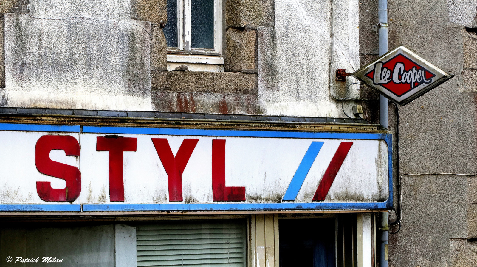 starý, okno, město, ulice, budova, zřícenina, stěna, Dům, vrak, podepsat, dveře, rozklad, zlomený, zničený, zámek, obchod, opustit, reklamní, zřícenina, fasáda, zapomenutý, vieux, signage, ulice podepsat, oubli, hrad