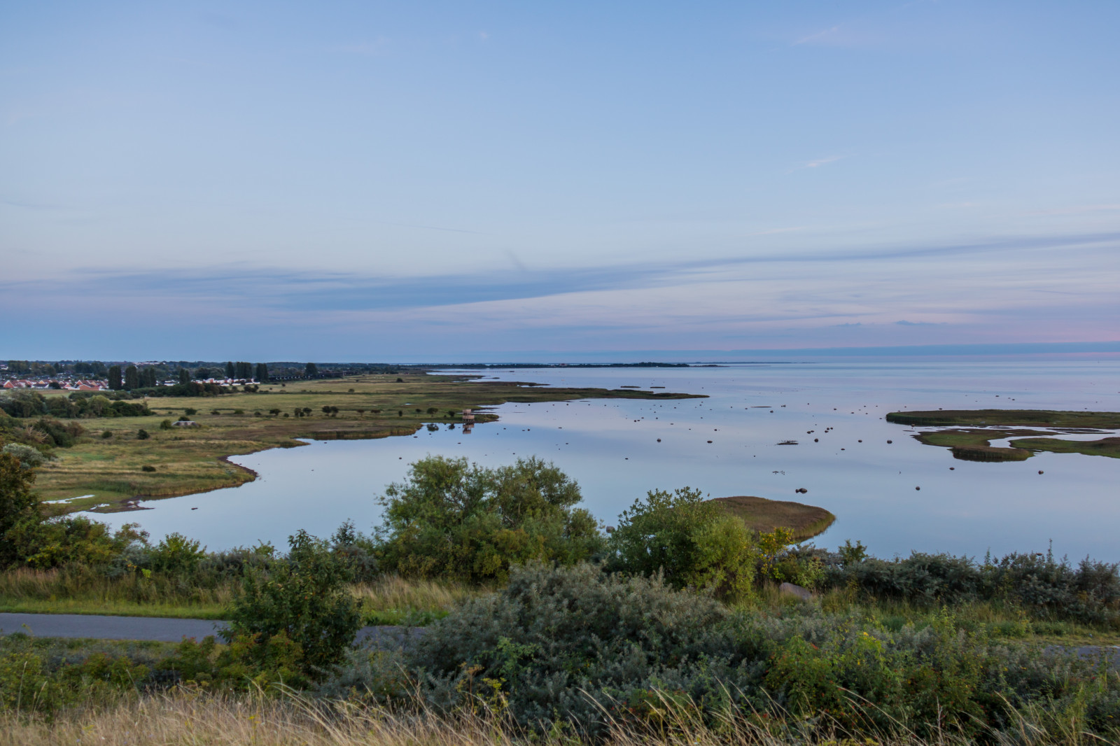 krajina, moře, záliv, jezero, voda, pobřeží, odraz, večer, pobřeží, horizont, divočina, soumrak, mokřadní, hav, skymning, Malmo, exif modelu canoneos760d, geocountry, Kamera aby kánon, geocity, Model fotoaparátu canoneos760d, geostate, geolocation, EXIF čočka efs18200mmf3556is, exif aby kánon, EXIF isospeed 100, exif focallength 18mm, EXIF otvor 35, bunkeflostrand ngar, bunkeflostrand, vetland, v tmark, prostý, nádrž, bažina, jezero, místo výskytu, přírodní prostředí, geografický rys, ekosystém, bažina, ústí