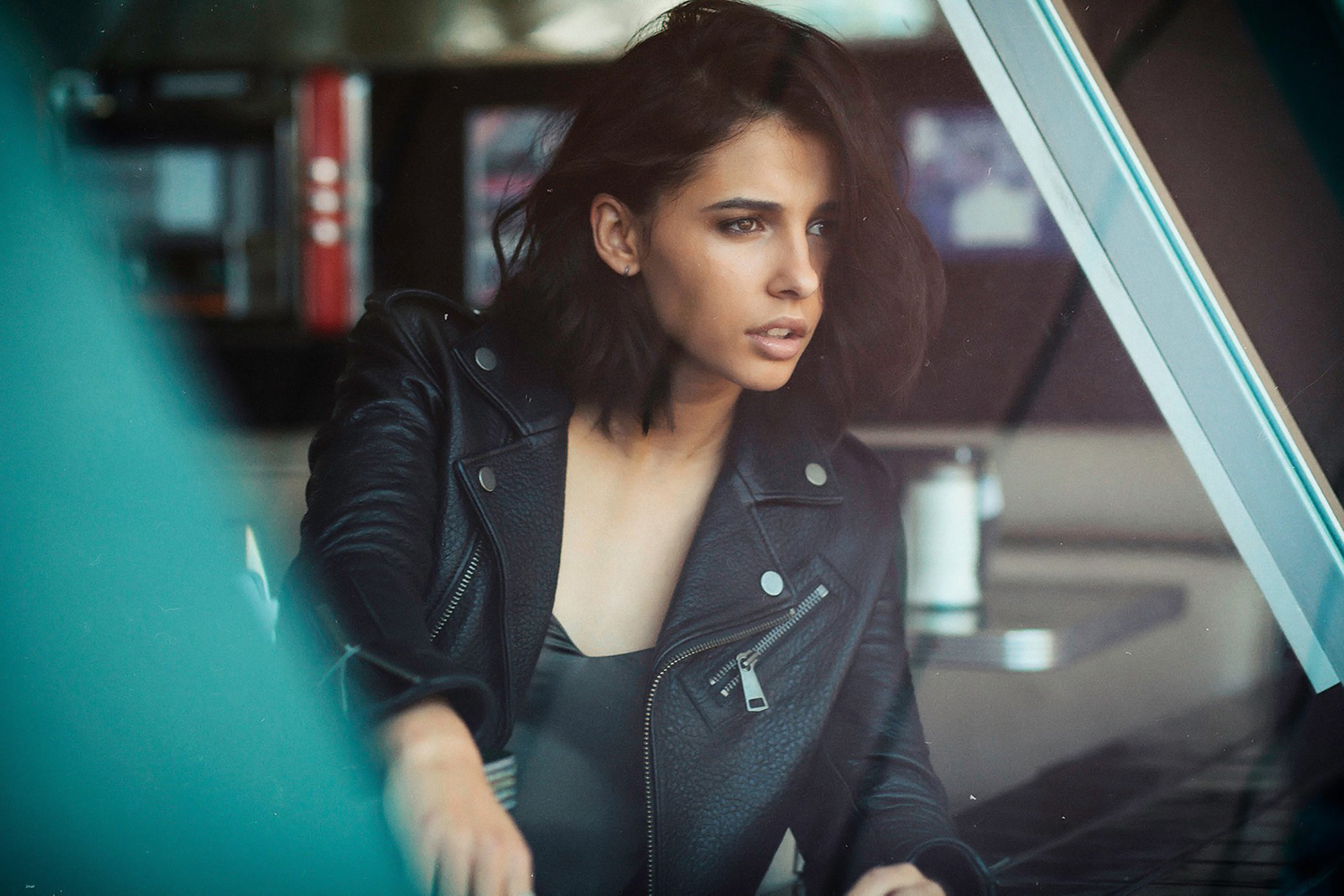 デスクトップ壁紙 ナオミ スコット 女性 女優 ブルネット Black Jackets ショートヘア 距離を見て 黒い服 1500x1000 Lagito37 デスクトップ壁紙 Wallhere
