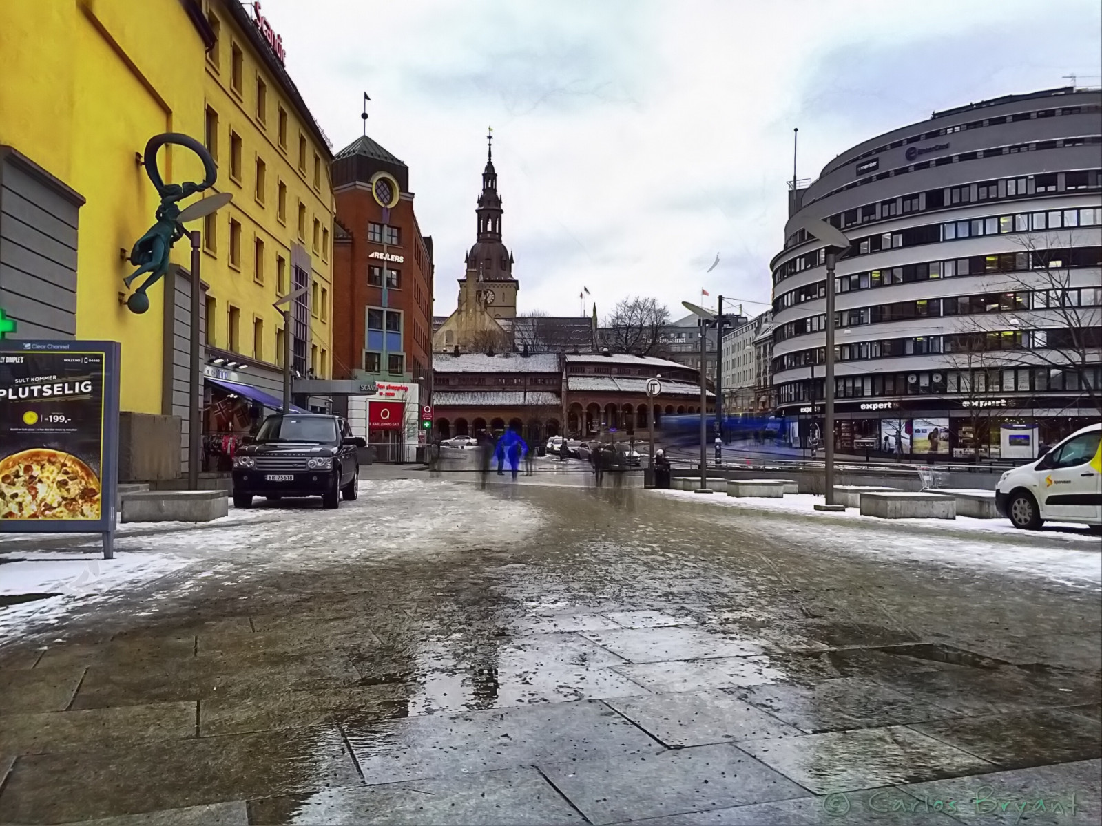 by, gade, arkitektur, bil, bygning, himmel, sne, vinter, køretøj, vej, Norge, skulptur, Trafik, by, iPhone, Nordic, kirke, Rådhusplads, transportere, Norsk, asfalt, Oslo, Sedan, fodgænger, træ, downtown, æble, gata, arkitektur, skulptur, Port, Domkirke, calle, norge, arquitectura, bane, catedral, noruega, Norsk, Escultura, byområde, kvarter, luksus køretøj, familie bil, kompakt bil, Skandinavia, skandinavisk, Akershus, norske