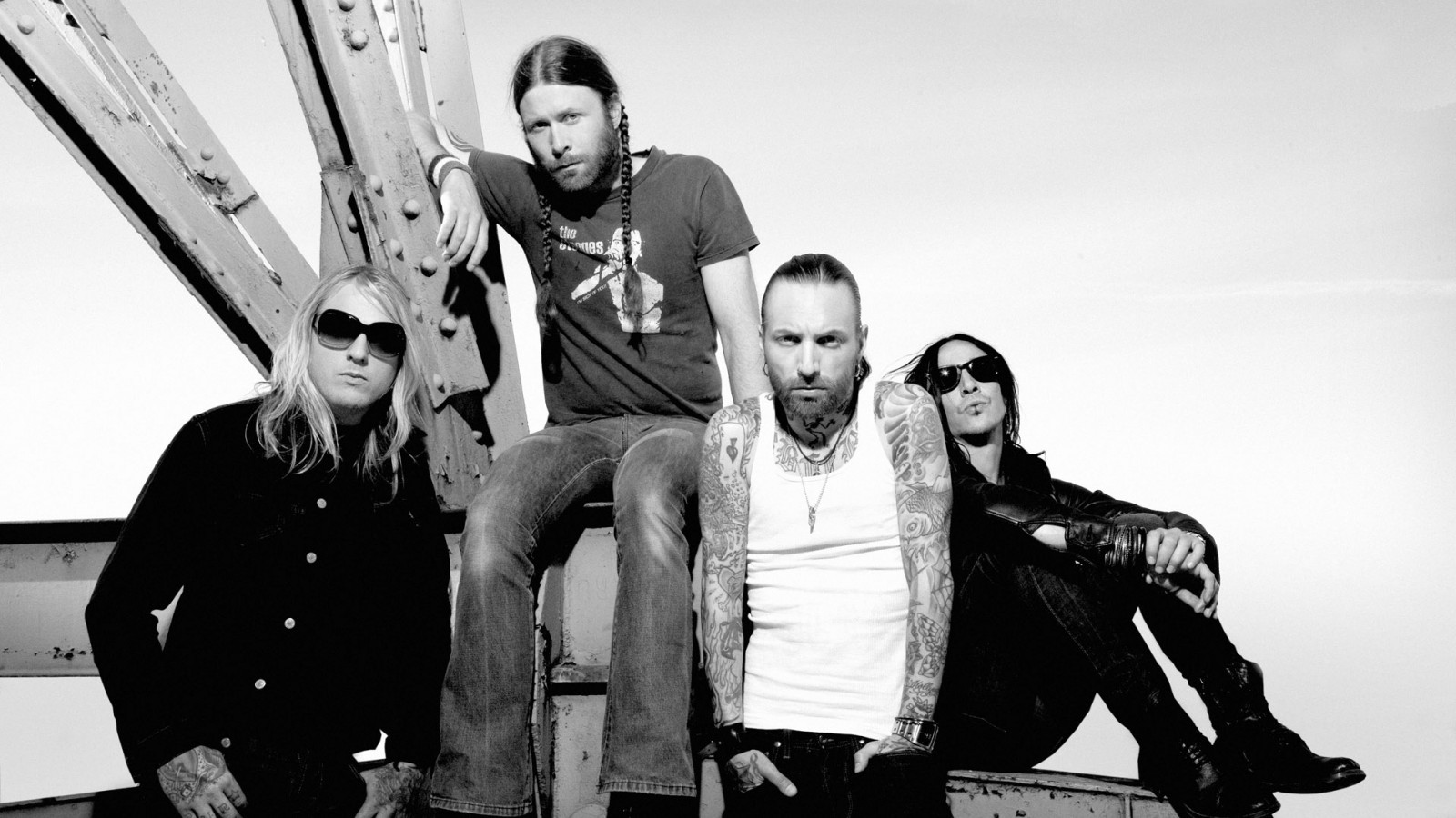 ขาวดำ, แว่นตา, การถ่ายภาพ, วงดนตรี, ครอบครัว, หญิงสาว, สนุก, tatoo, ดำและขาว, ถ่ายภาพขาวดำ, กลุ่มทางสังคม, สมาชิก, ทารกหลังบ้าน, human behavior