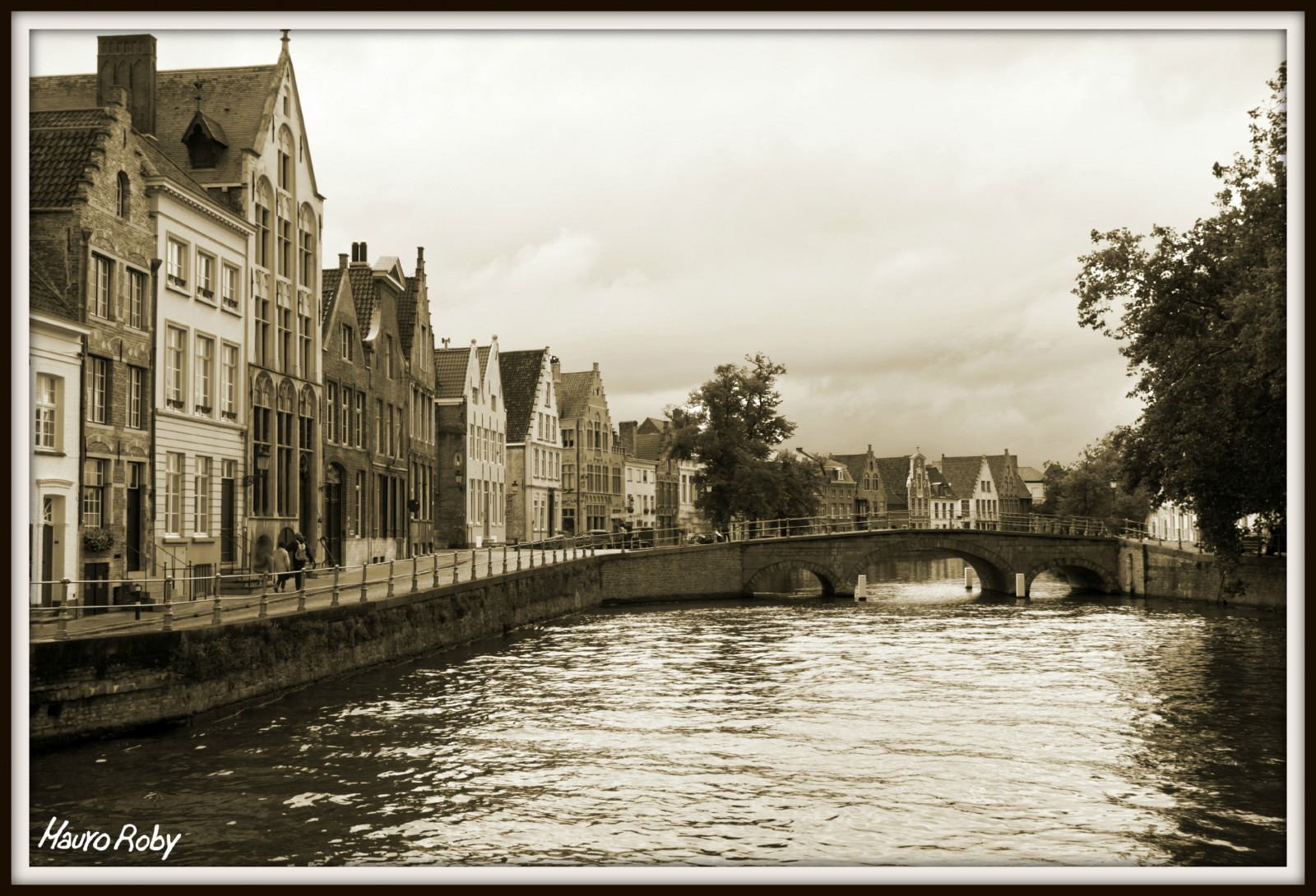 vodní, kanál, voda, tělo z vody, nebe, město, Černý a bílý, řeka, odraz, banka, město, strom, kanál, dějiny, ulice, vodní tok, černobílý, most, monochromatické fotografování, budova