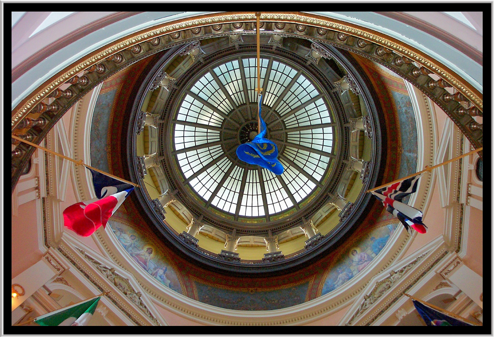 vindue, arkitektur, bygning, interiør, symmetri, glas, historisk, dome, downtown, capitol, besøgende, stil, tur, ks, stat, Tilmeld, nrhp, onasill, romansk, dagslys, kansas, attractionsite, rotunde, plet, Topeka, hilste