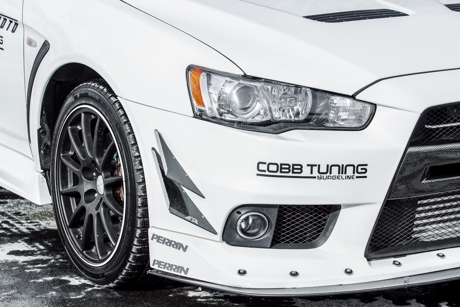 bianca, auto, veicolo, auto sportiva, Mitsubishi, Mitsubishi Lancer Evolution, Berlina, ruota, automobili, auto, cerchione, veicoli terrestri, design automobilistico, esterno automobilistico, marca di automobile, veicolo di lusso, paraurti, berlina sportiva, griglia, auto full size