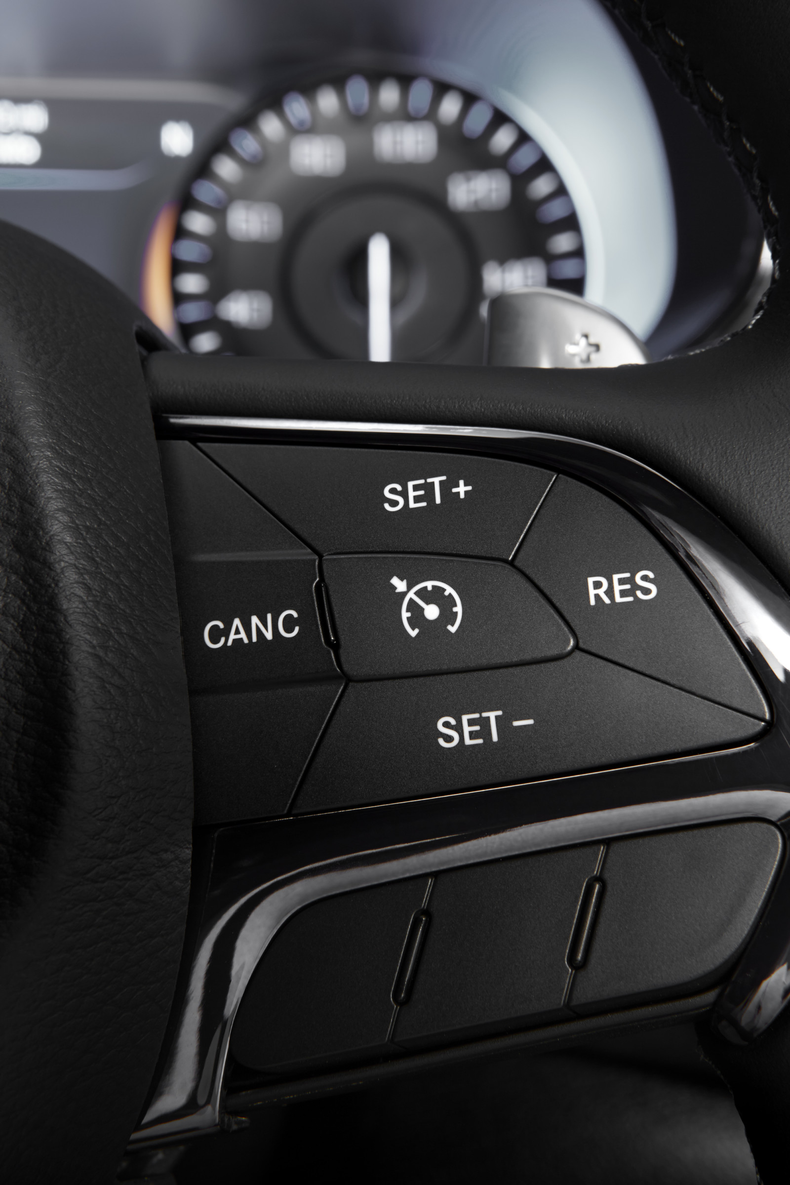 auto, BMW, vozidlo, Mercedes Benz, sportovní auto, 2015, Chrysler, volant, limuzína, BMW X1, netcarshow, netcar, obrázky vozidel, photo auto, 300 S, kolo, superauto, pozemní vozidla, automobil make, luxusní vůz, rodinný vůz, crossover sUV, výkonné auto, sportovní sedan, sportovní užitkové vozidlo, střední velikost auta, řízení part