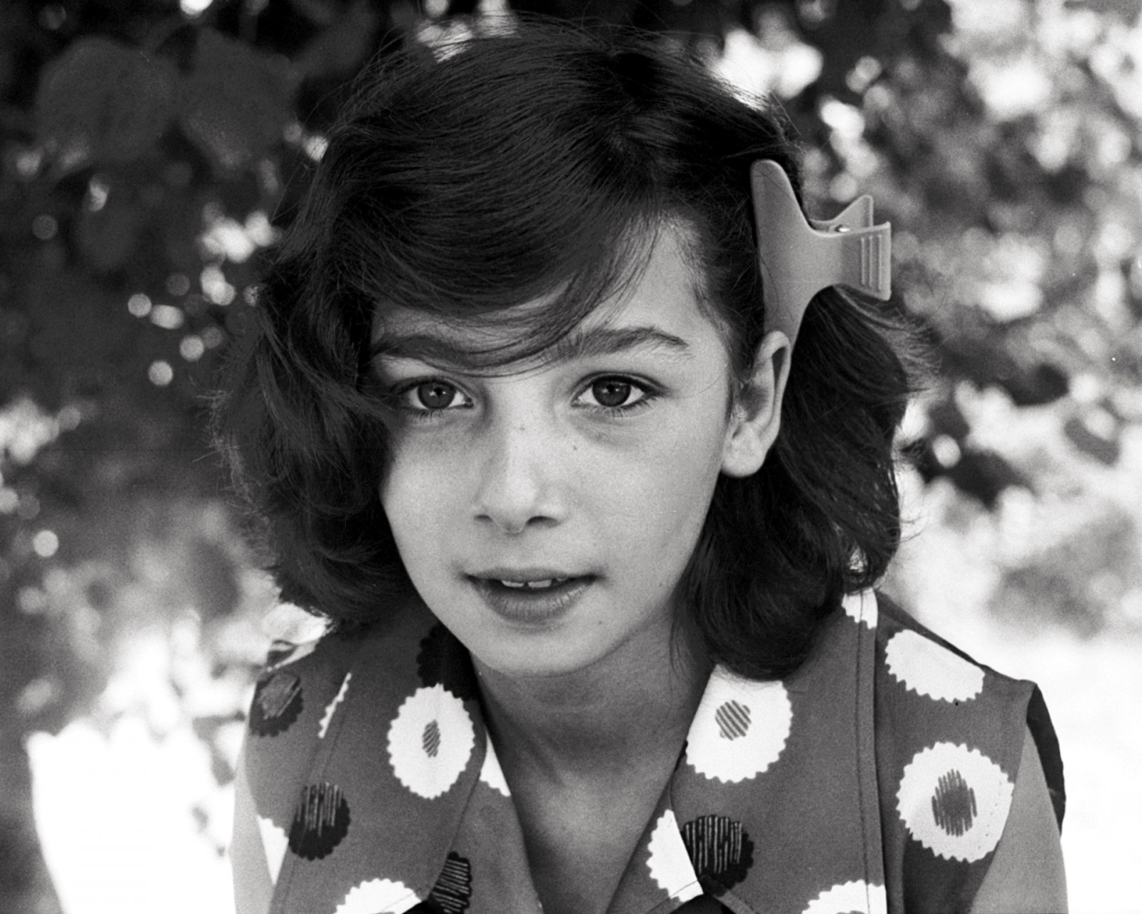 tvář, bílý, Černá, černobílý, model, portrét, oči, bruneta, fotografování, emoce, Osoba, dítě, prozkoumat, dívka, krása, tělesné, usměj se, oko, žena, prozkoumal, bestportraitsaoi, fotografie, film, 24x36, portrétování, ritratto, ragazza, biancoenero, Ruč, blueribbonwinner, Occhi, mld, primelens, temná místnost, cena, blackwithe, Černý a bílý, monochromatické fotografování, portrétní fotografie, focení, mimika, manuallens, zenite, oeil, vintagecamera, negativy, pellicola, udělen, blackdiamonds, vintagelens, russianlens, sovietlens, helios44m258mm, mattiacamellini, explore20131023