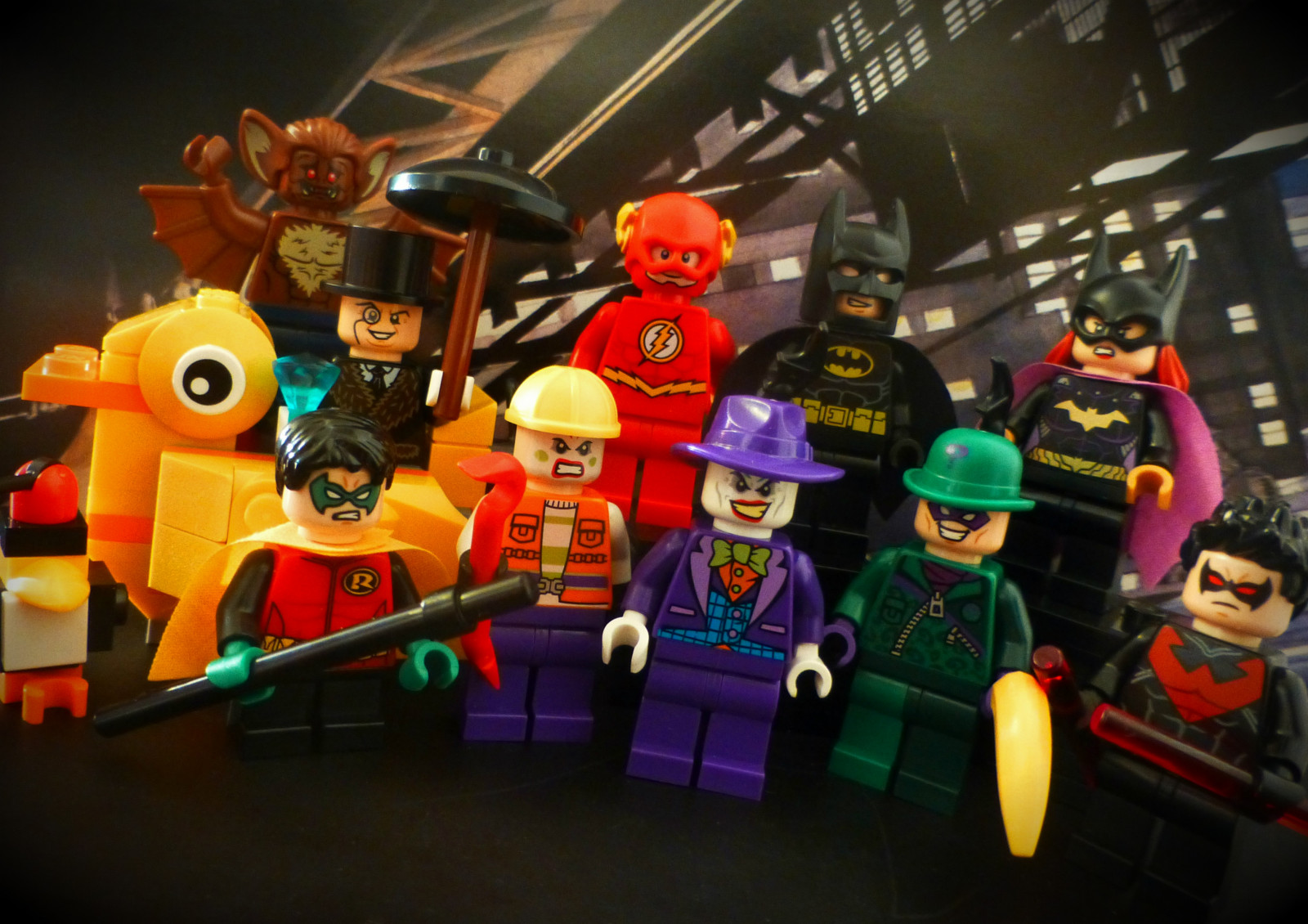 tvář, prostor, Bat-man, Žolík, LEGO, technika, Hračka, Blikat, komiks, Spravedlnost, Tučňák, Manbat, Netopýří žena, Nightwing, Bruce, 2014, DC, Gordon, parní, červenka, honit, liga, minifigs, minifigures, minifigure, váleček, akční figurka, barbara, wayne, minifig, oblíbenec, Riddler, přisluhovač, 76012, 76013, 76011, 76010