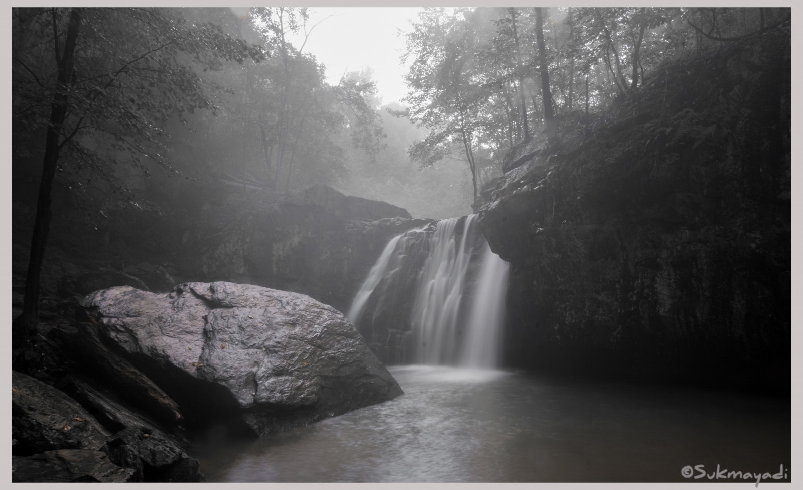 slunečnímu záření, krajina, les, vodopád, černobílý, voda, Skála, Příroda, nebe, fotografování, větev, mlha, řeka, padající, Maryland, strom, hrabství, vodní tok, ngc, Černý a bílý, monochromatické fotografování, tělo z vody, vodní prvek, harfordcounty, Kilgore, Harford, Padáním, stock photography