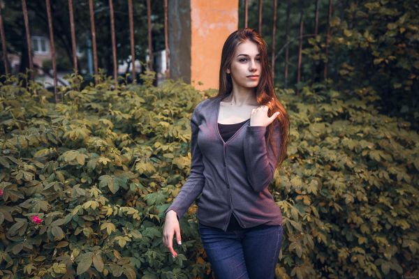 women,portrait,Igor Ulesikow,brunette,brown eyes,looking at viewer