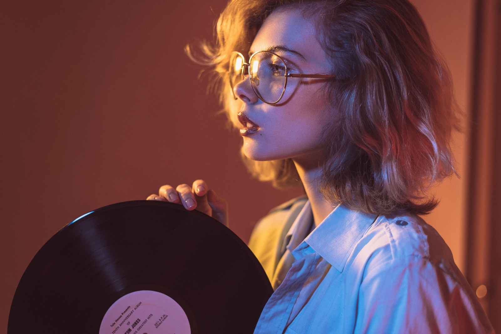 Hintergrundbilder Frau, Frauen drinnen 1920x1282 Ertyu 1723377