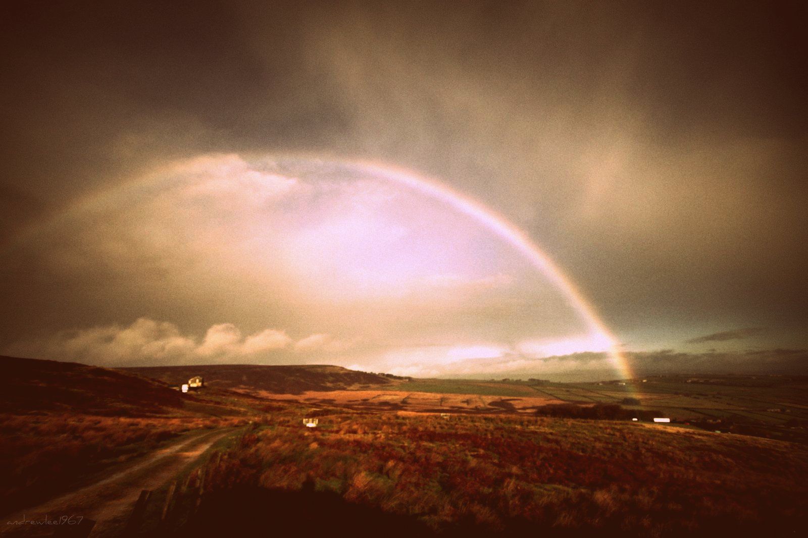 slunečnímu záření, krajina, noc, nebe, déšť, svítání, Anglie, ráno, slunce, horizont, atmosféra, soumrak, Spojené království, mrak, svítání, duha, tma, mywinners, gb, Británie, canon50d, rašeliniště, andrewlee1967, andrewlee, atmosférický jev, Atmosféra Země, astronomický objekt, sigma1020mm, meteorologický jev, saddleworthmoor