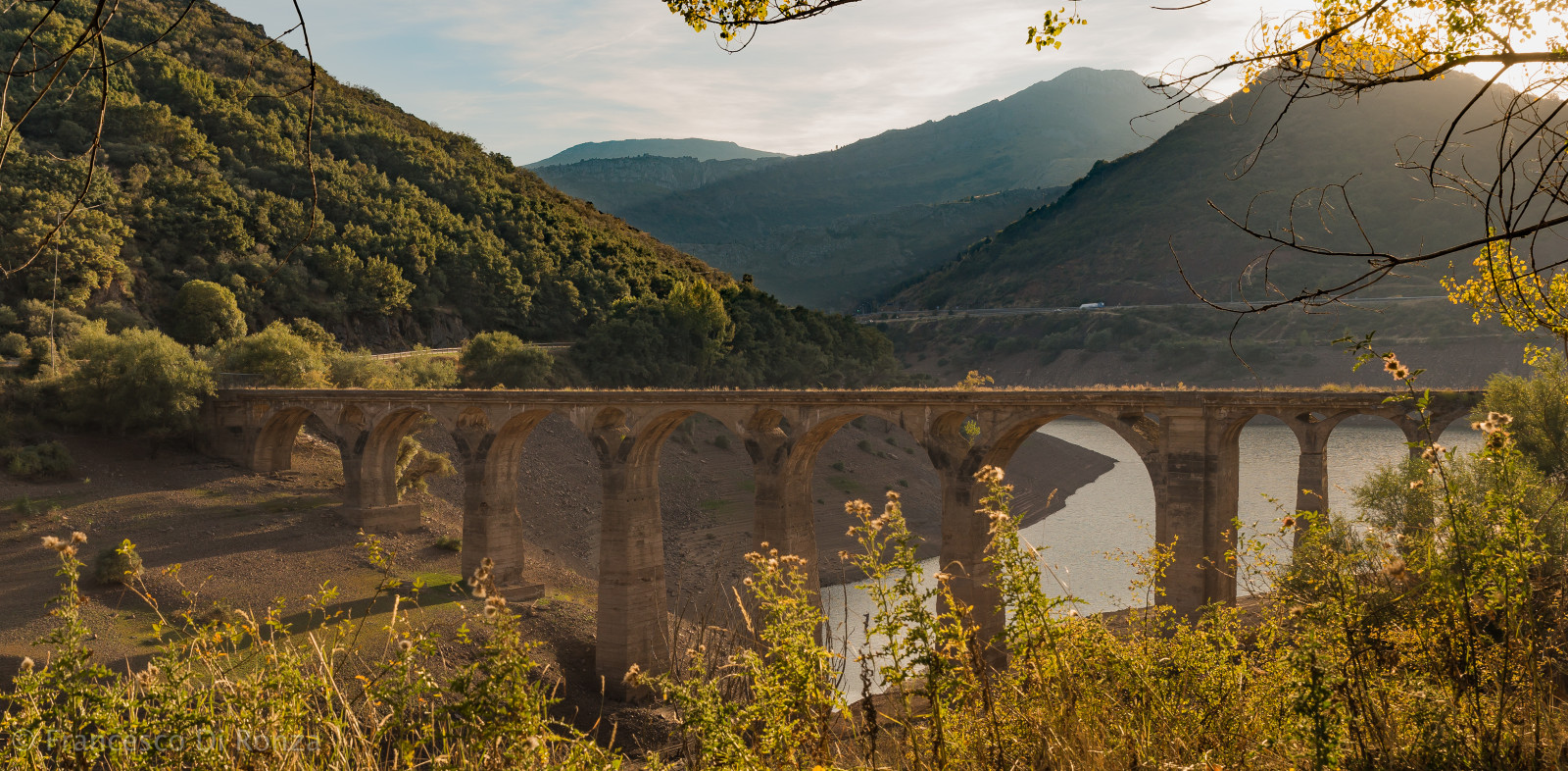 ponte, natura, acqua, slta99v, Sony, imfreien, natur, alberi, pianta, Spagna, lightroomcc, artificiallake, cielo, Tamron, Architektur, paesaggio, vecchio, wasser, all'aperto, Alte, architettura, nuvole, berglandschaft, Baume, Reise, Brucke, Castell NLE n, Pflanze, Landschaft, viaggio, himmel, tamronsp2470mmf28diusd, wolken, mountainlandscape, Stausee, spanien