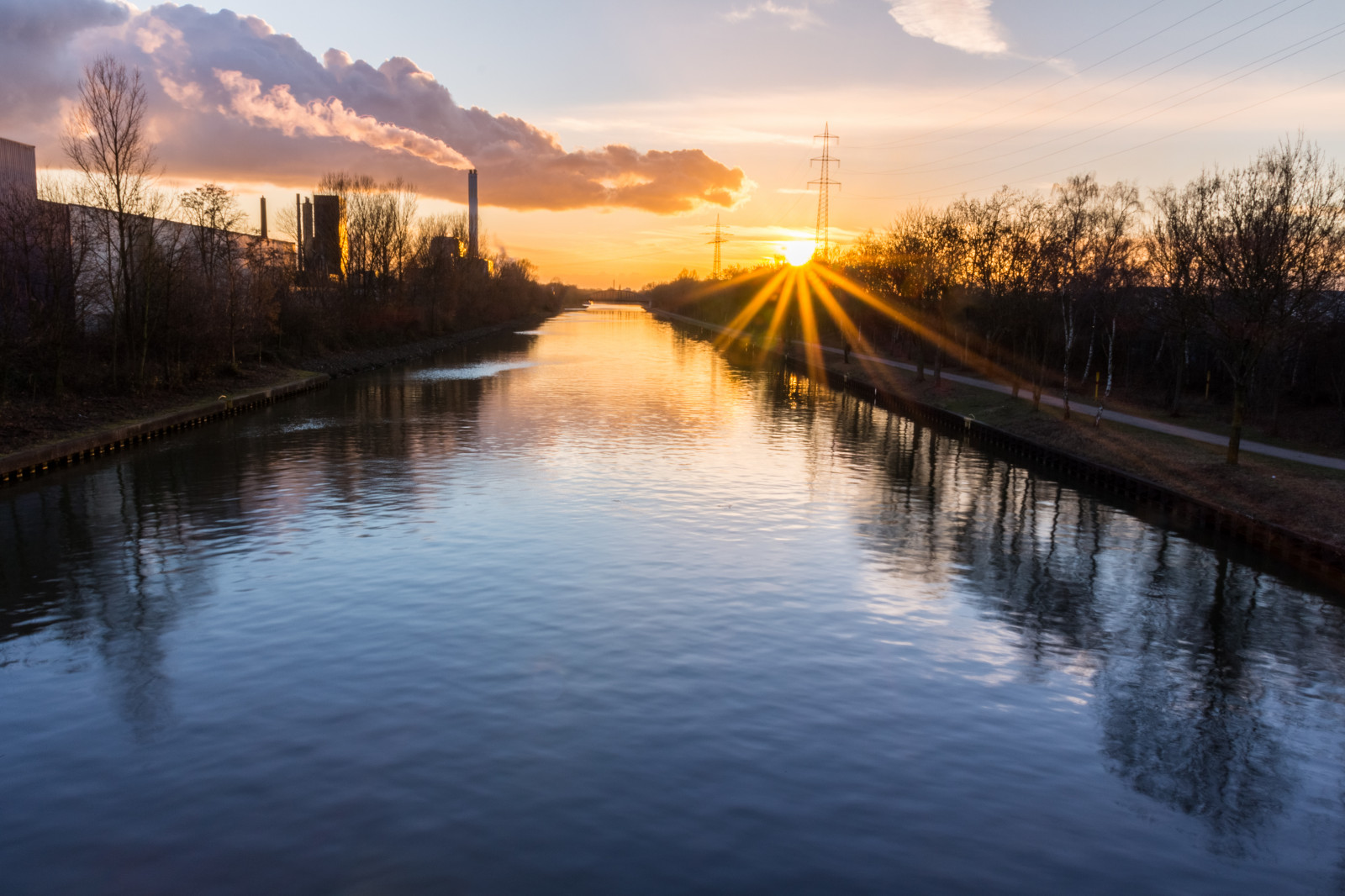 modrý, západ slunce, nebe, slunce, odraz, voda, mraky, deutschland, zlato, večer, abend, kanál, sonnenuntergang, nebe, mraky, nRW, kanal, blau, sluneční paprsky, syn, spiegelung, sonnenstrahlen, Oberhausen, reflektion, Rheinhernekanal, Rhurgebiet