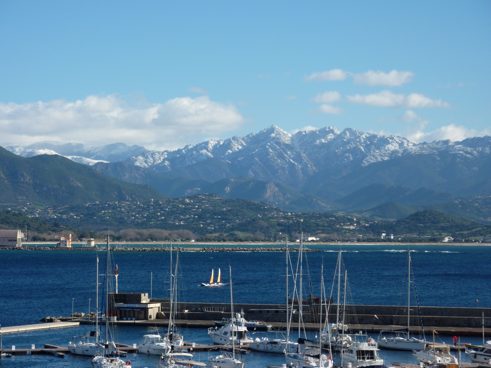 loď, loď, moře, záliv, jezero, sníh, vozidlo, Francie, dok, Korsika, 2010, trajekt, Ajaccio, neige, Danielle, Marina, hora, mořský, corse, mer, ciel, m diterran e, mega, navire, Smeralda, trajekty, SNCM, nuit, Bonaparte, nationale, Napol na, casanova, d CEMBRE, hallebarde