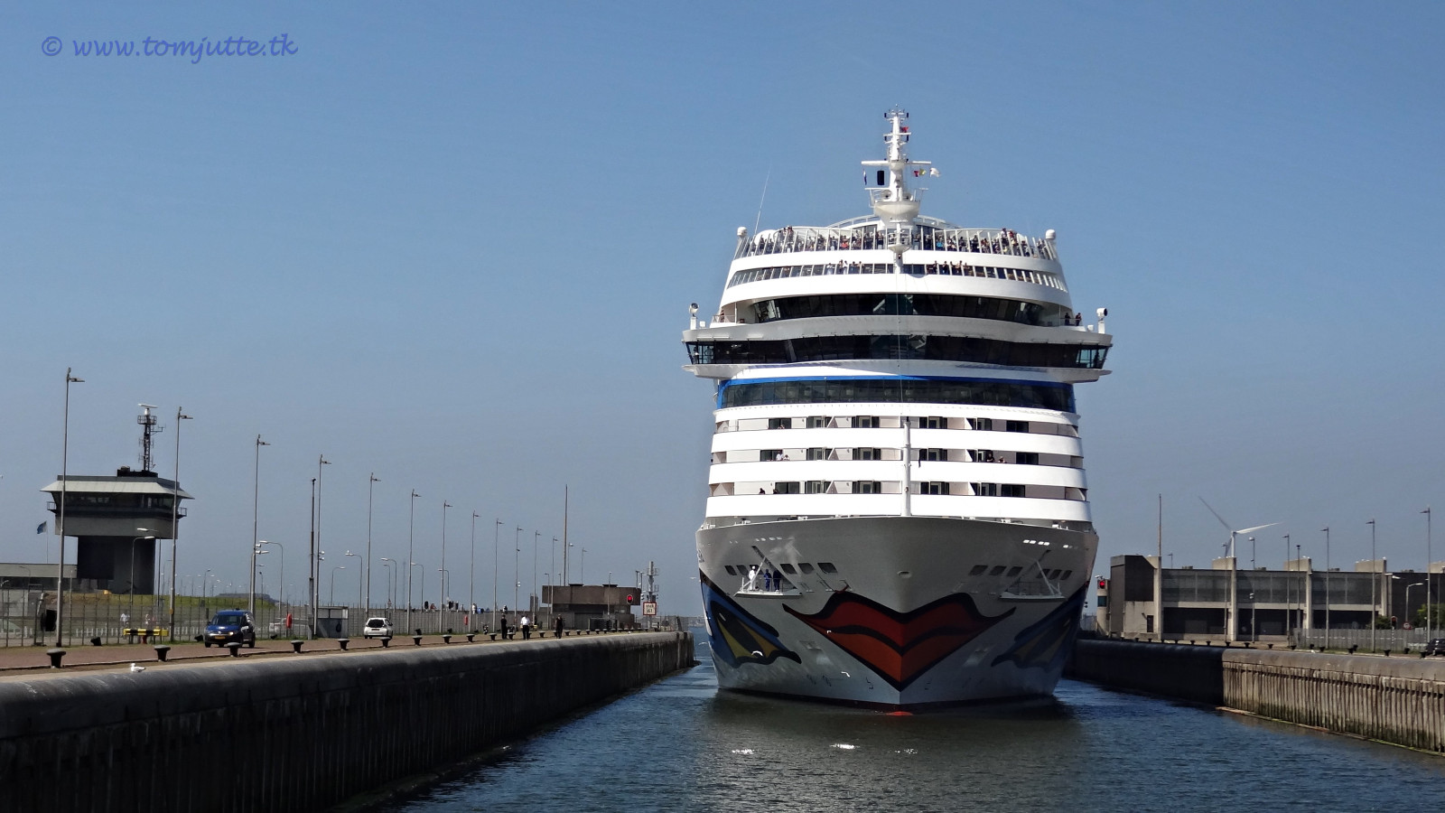 nave, mare, acqua, cielo, spiaggia, porto, Sony, nave da crociera, Olanda, Europa, Amsterdam, yacht, canale, olandese, andare in barca, traghetto, Nord, Olanda, AIDA, Marina, viaggio, vista, porta, moto d'acqua, serrature, canale, crociera, Stella, vela, avvio, Nederland, Cybershot, visualizzazioni, noord, tu, corso d'acqua, trasporto merci, Noordzee, ijmuiden, porto, Varen, motonave, architettura navale, nave, HX9V, nave passeggeri, yacht di lusso, transatlantico, Webshots, Sluizen, Noordzeekanaal, Aiutoastella, water transportation, livestock carrier