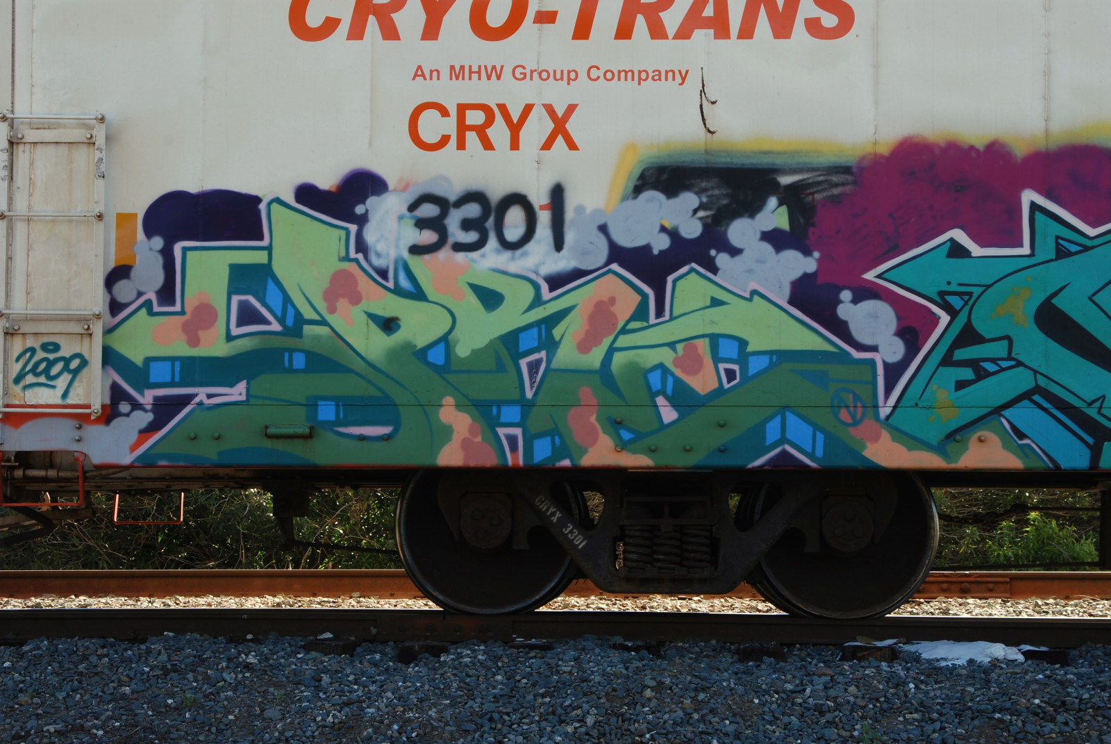 auto, vozidlo, vlak, grafiti, pouliční umění, náklad, síť, n, nástěnná malba, acura, UMĚNÍ, plocha, křupavý, dráha, válcování, železniční doprava, kolejová vozidla, železniční vůz, marihuanová cigareta, před, kadeti, cryx, crispo, cryotrans