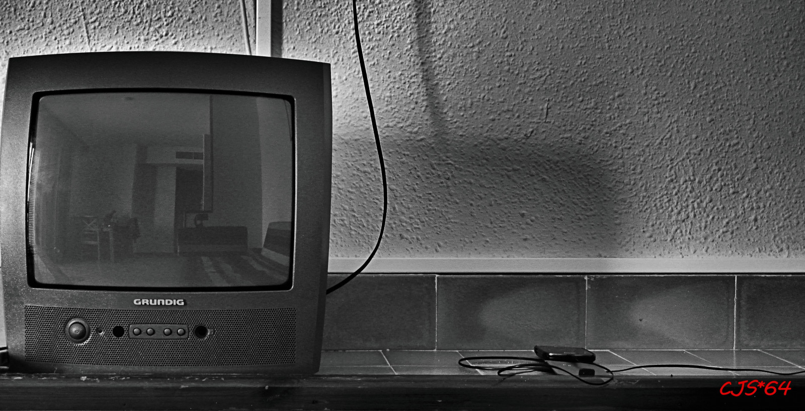 Černá, černobílý, okno, fotografování, sklenka, Španělsko, technika, Nikon, Dovolená, televize, elektronika, tělesné, Černá bílá, dovolená, obrazovka, CJS, craigsunter, cjs64, Černý a bílý, monochromatické fotografování, elektronické zařízení, televize, j2, menorca, Lowtech, Ikon1