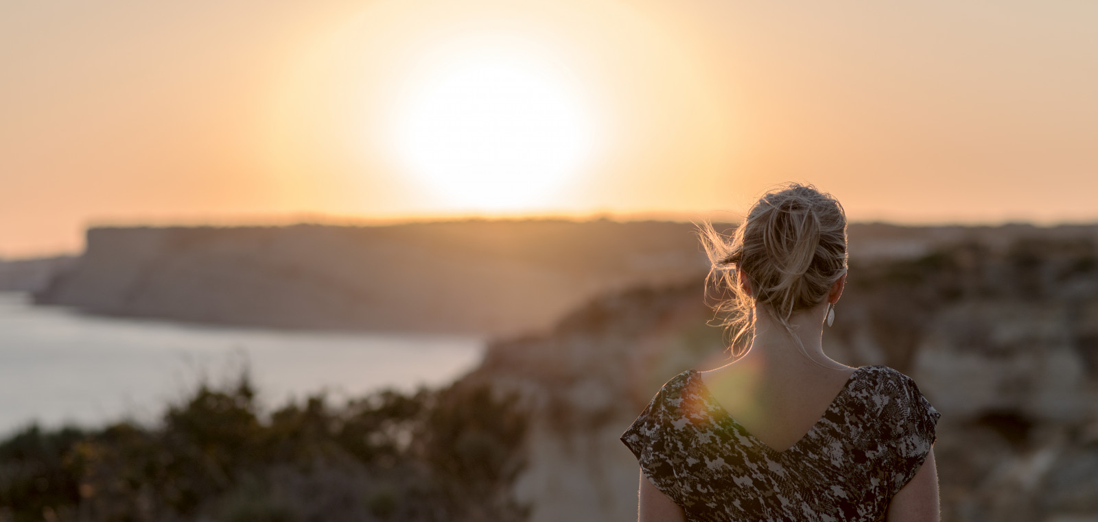 tempel, sollys, landskab, Skov, portræt, solnedgang, hav, solbriller, vand, natur, rød, afspejling, himmel, skygge, Mark, silhuet, skyer, strand, solopgang, gul, aften, morgen, kyst, Sol, orange, horisont, sommer, tilbage, Solrig, bokeh, linse, lyse, blænding, nuancer, Portugal, romantik, brydning, dynamisk, dynamik, lys, Sky, stråler, pige, skønhed, ocean, solskin, kvinde, flare, skygge, sunflare, sunsetlight, david, getty, lensflare, Dave, Kracht, davidkracht, flickrsync bool 1, Lagos, atmosfærisk fænomen, endofsummer, spredning, againstsun, licens ja getty