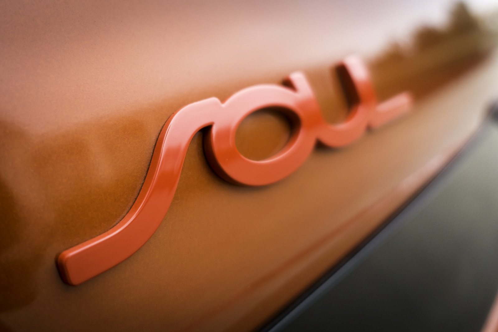 Brille, rot, Gitarre, Musikinstrument, Geige, Rosa, Kia, Netcarshow, Netcar, Auto Bilder, Auto Foto, 2017, Farbe, Soul Turbo, Hand, Finger, Nummer, Organ, Nahansicht, Makrofotografie, Gezupfte Streichinstrumente, Saiteninstrument, Gebogenes Streichinstrument